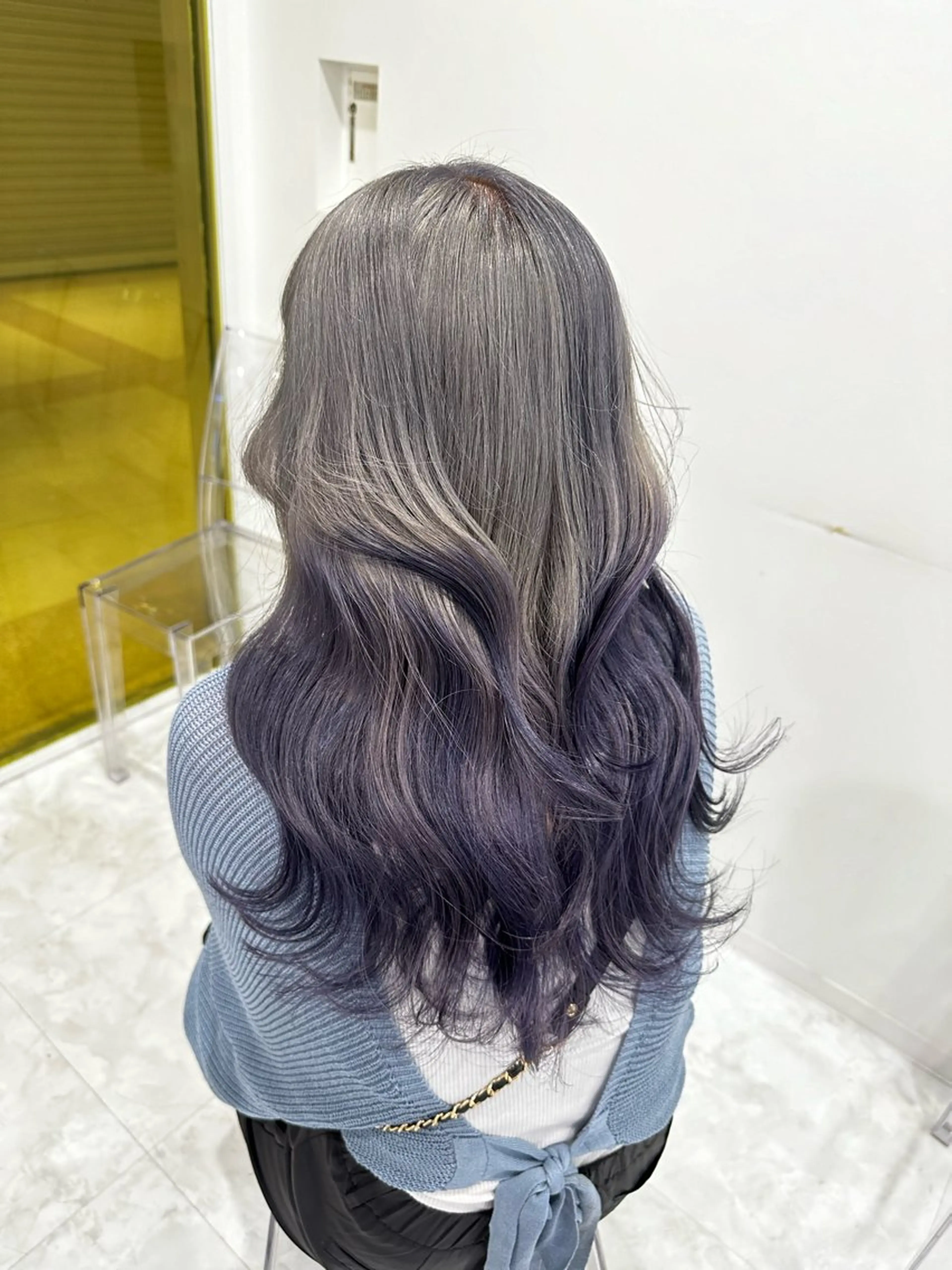 ロング カラー ヘアアレンジ 艶カラー/ハイトーン /レイヤーカットのヘアスタイル