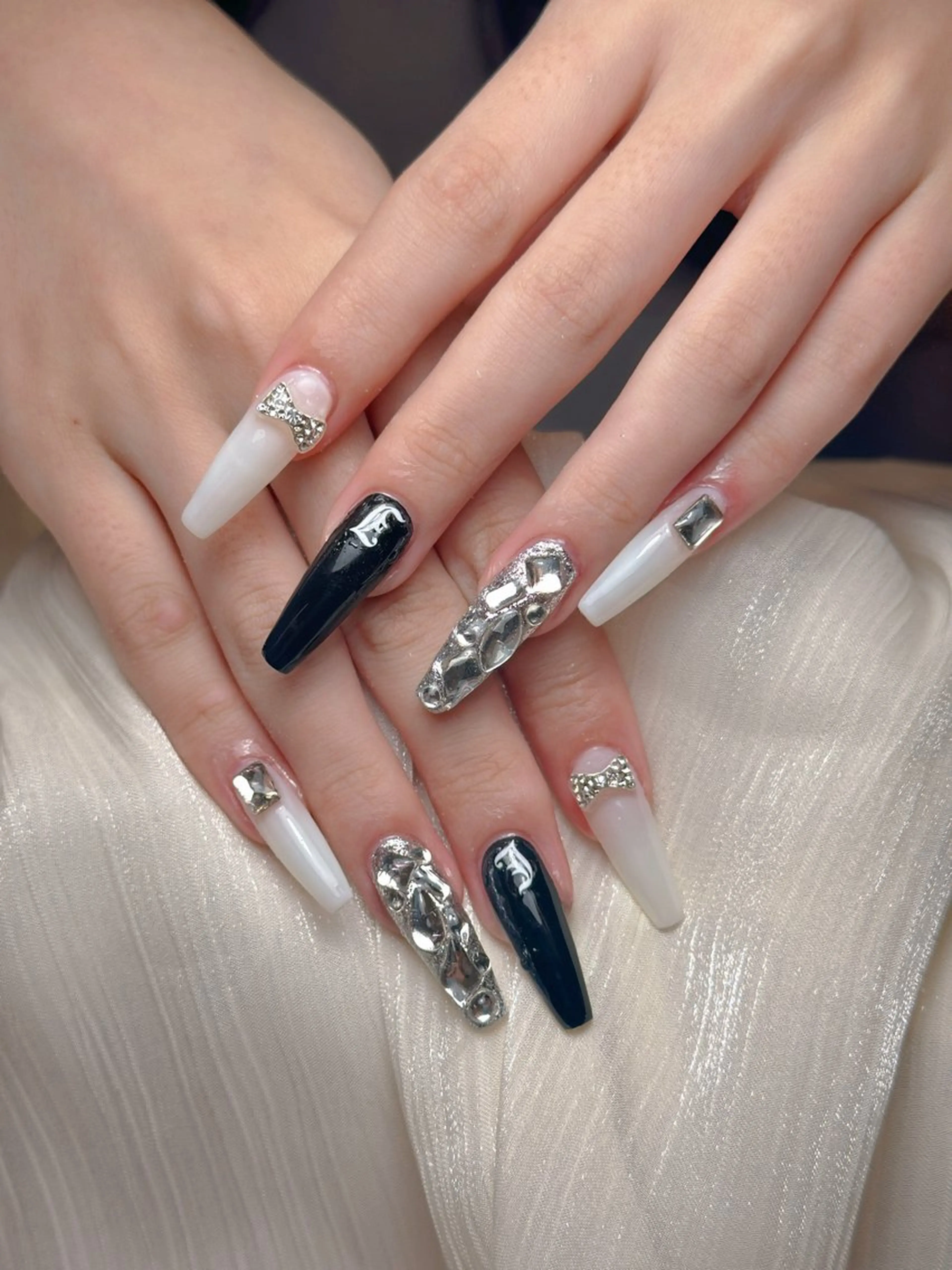 ネイル ネイル👑クイーンズ NailQueensのネイルデザイン