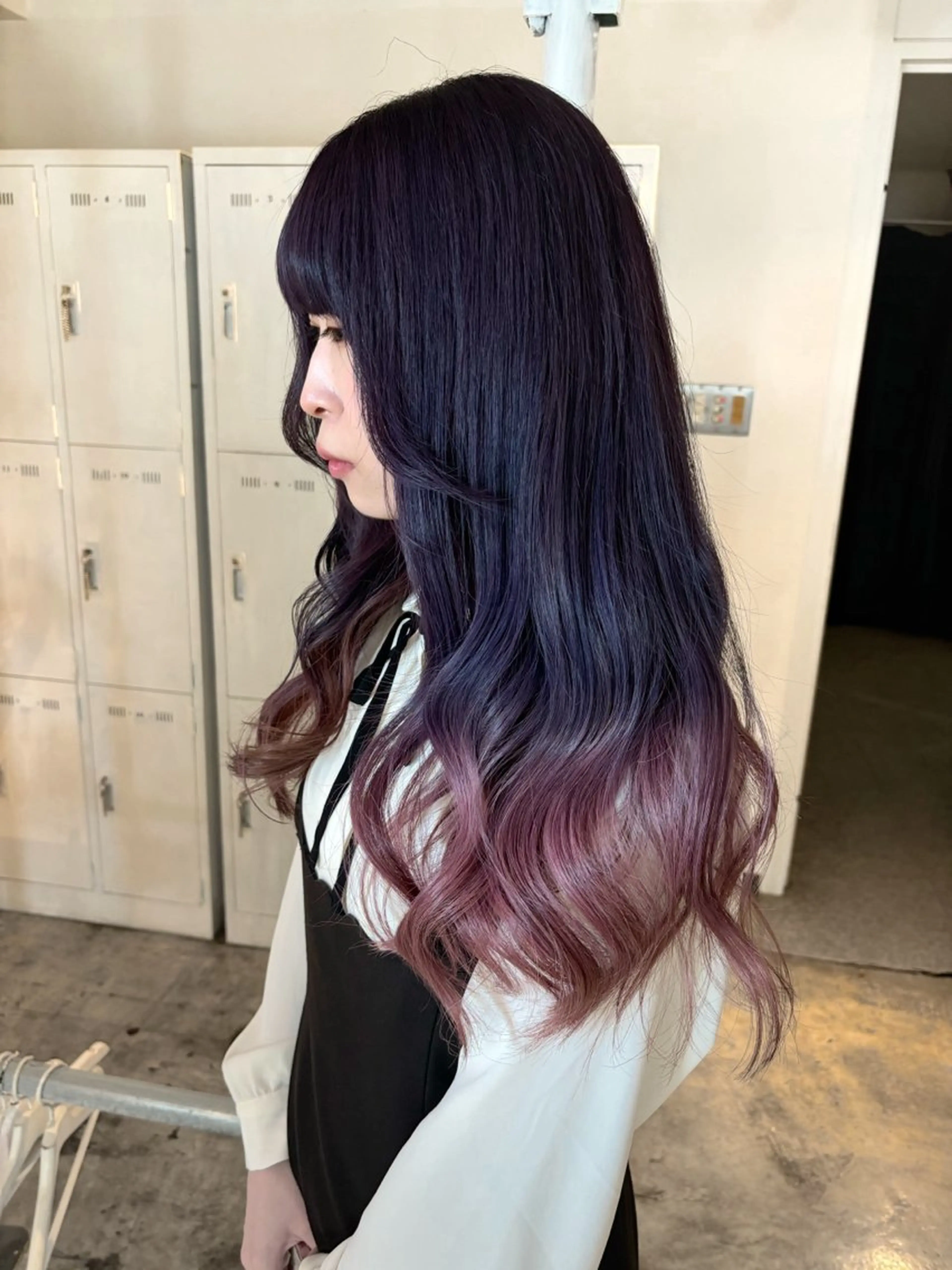 ロング カラー アディクシーカラー アッシュ アッシュブラウン ベージュカラー 黒髪 ヘアカラー トリートメント 暖色カラー🍒 ケアブリーチ/akiのヘアスタイル