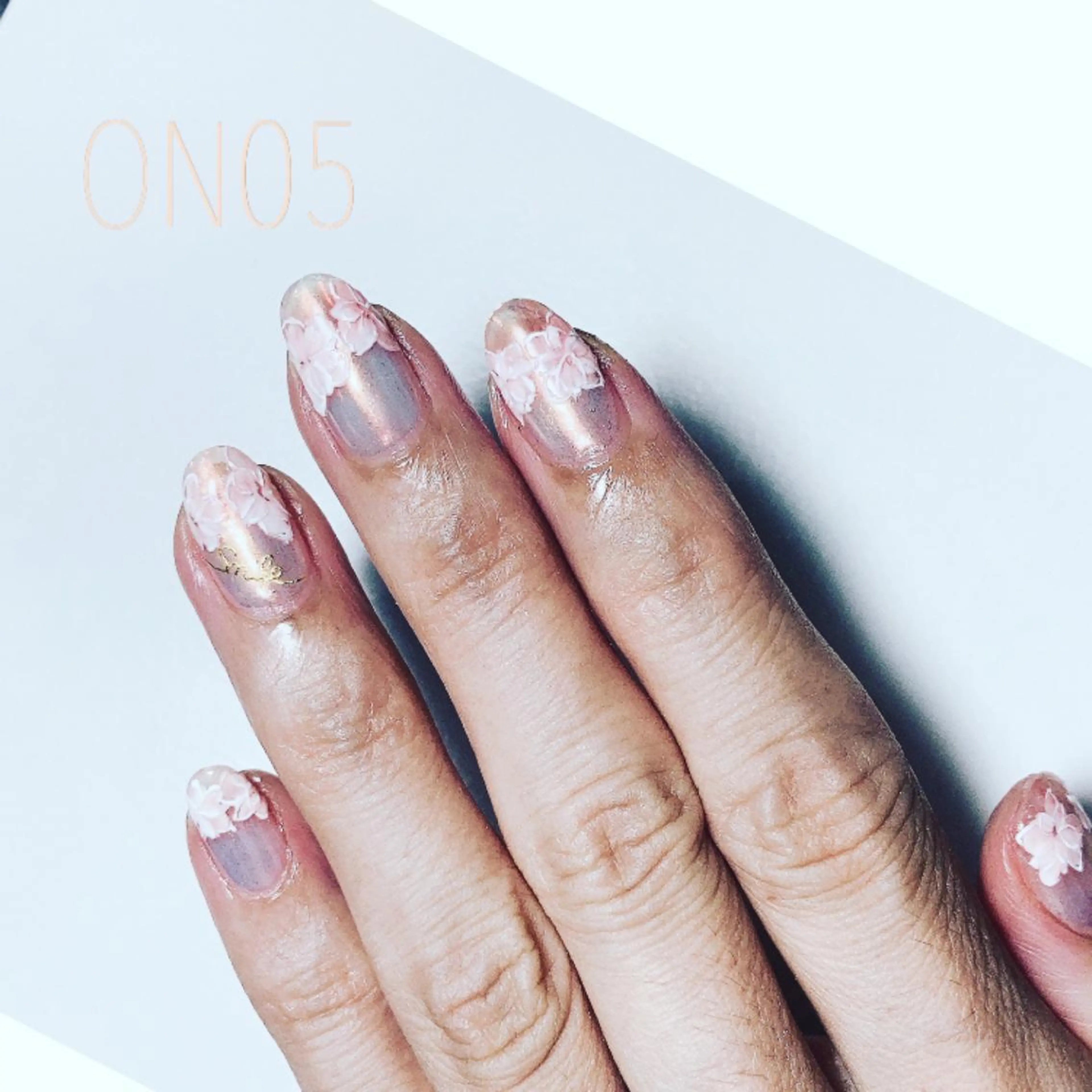 ネイル 園 寛子 （ネイリスト）のネイルデザイン