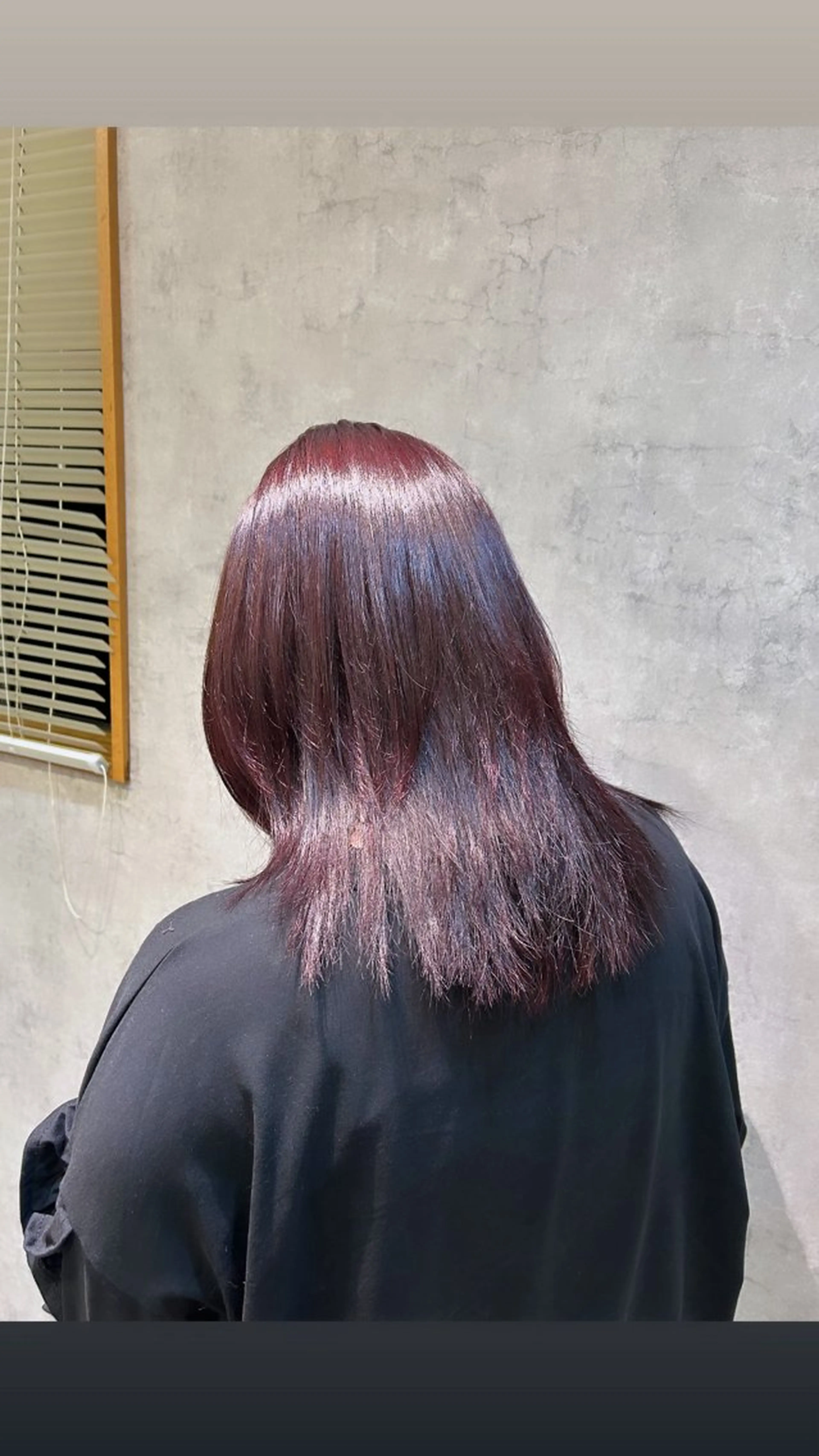 ミディアム カラー suri-ru hair【スリールヘアー】所属・FURUSAWA AOIのヘアスタイル