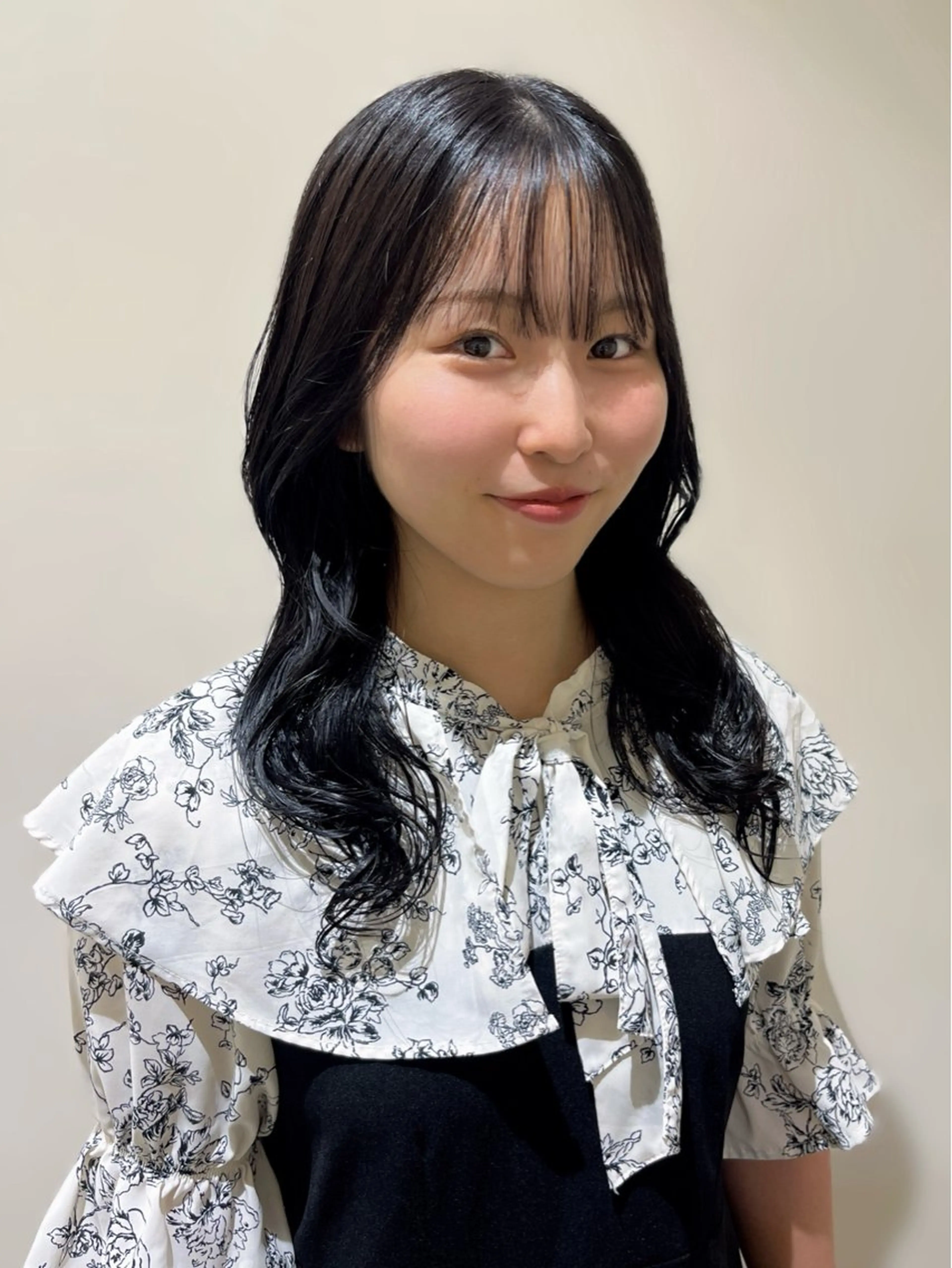 セミロング 🫧オリーブカラー/ 酸性縮毛矯正銀座🫧のヘアスタイル