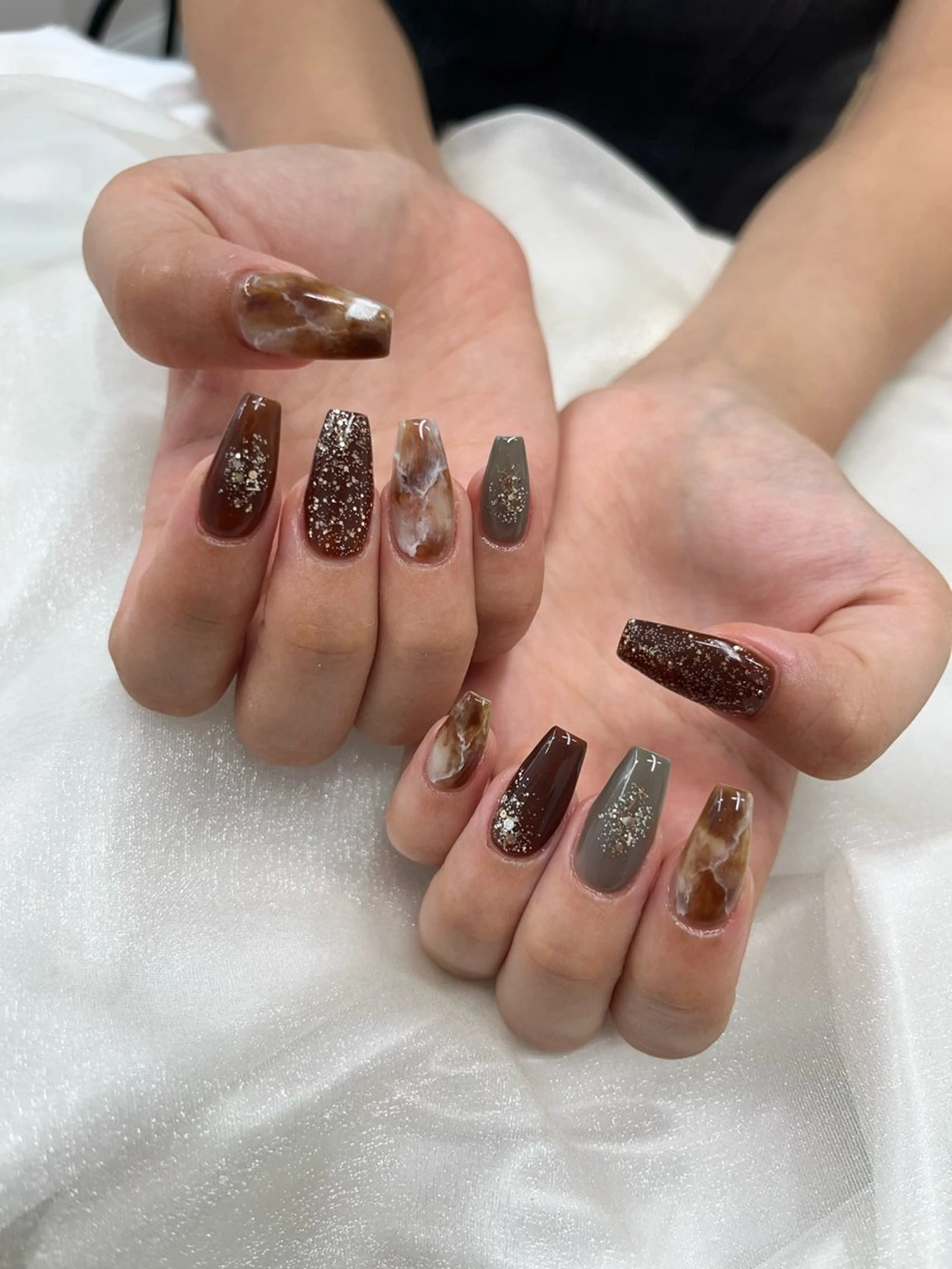 ネイル アートネイル 長さ出し ニュアンスネイル ハンドネイル éclat-nail salon-所属・松本 ゆみかのネイルデザイン