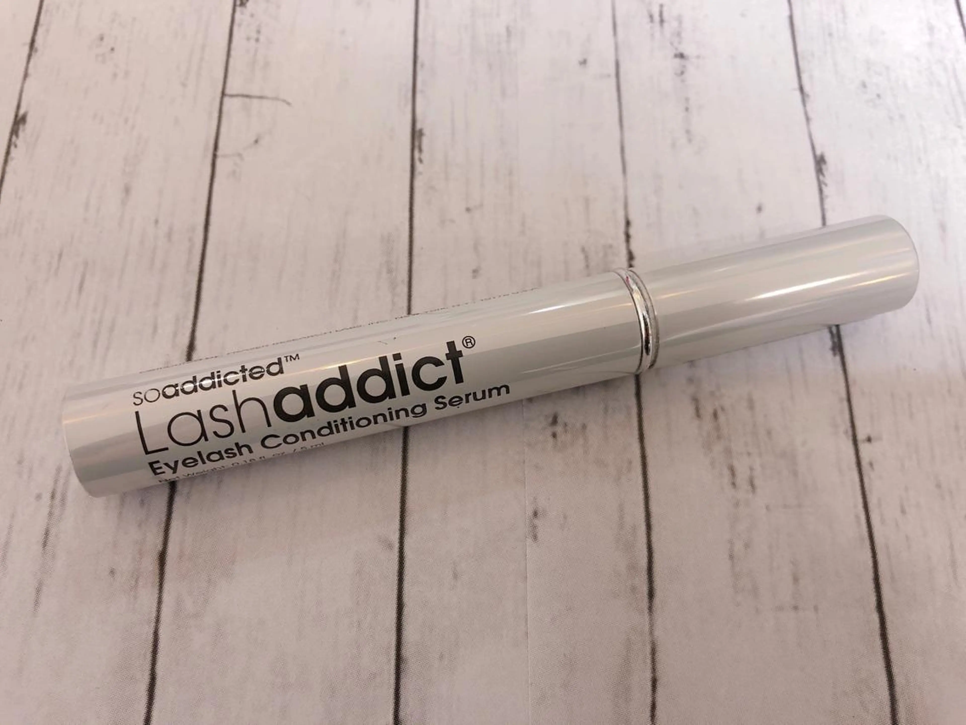 Comely.所属・谷川 恵里のマツエク・マツパデザイン