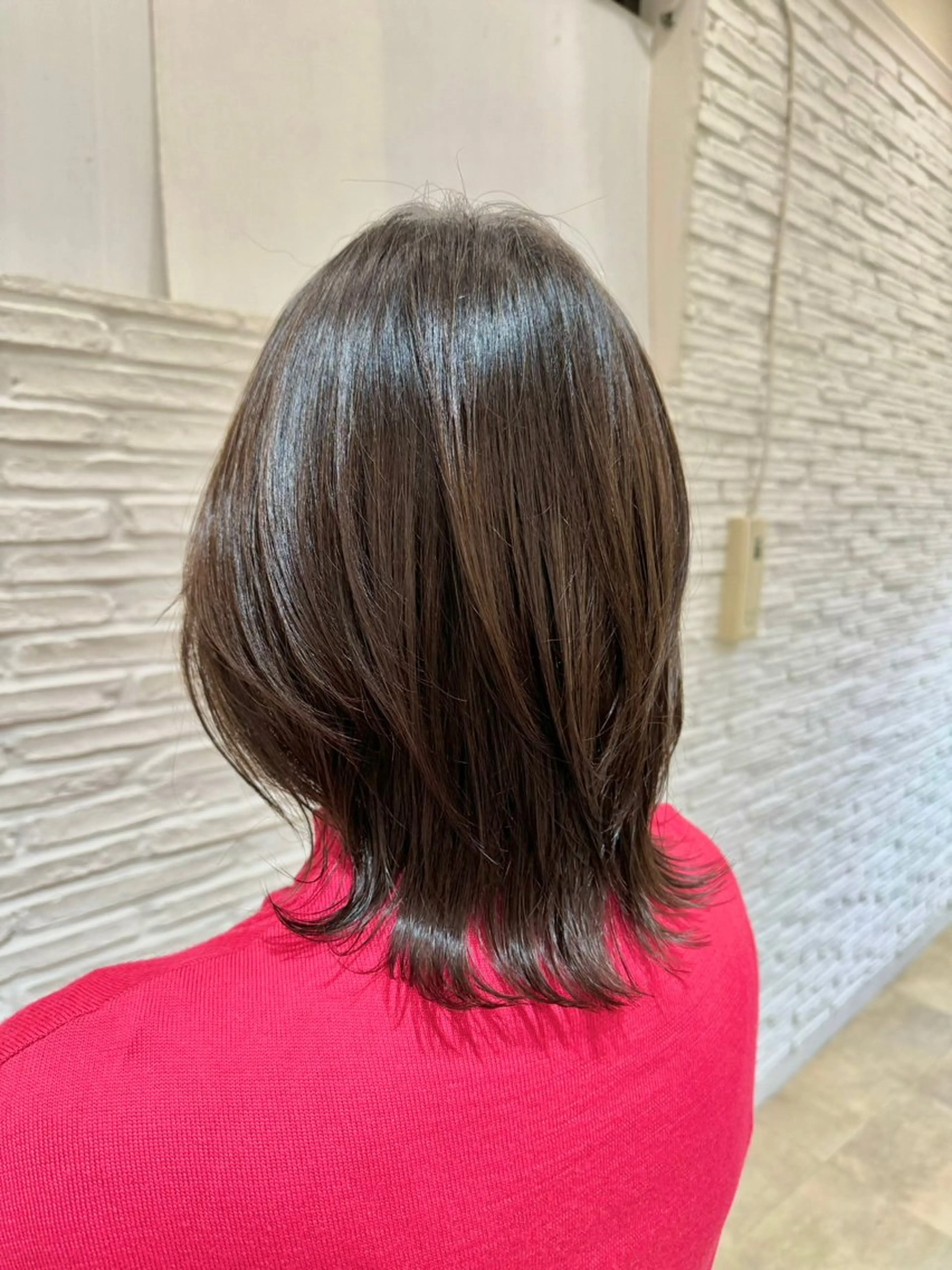 ミディアム 前平 友慈のヘアスタイル