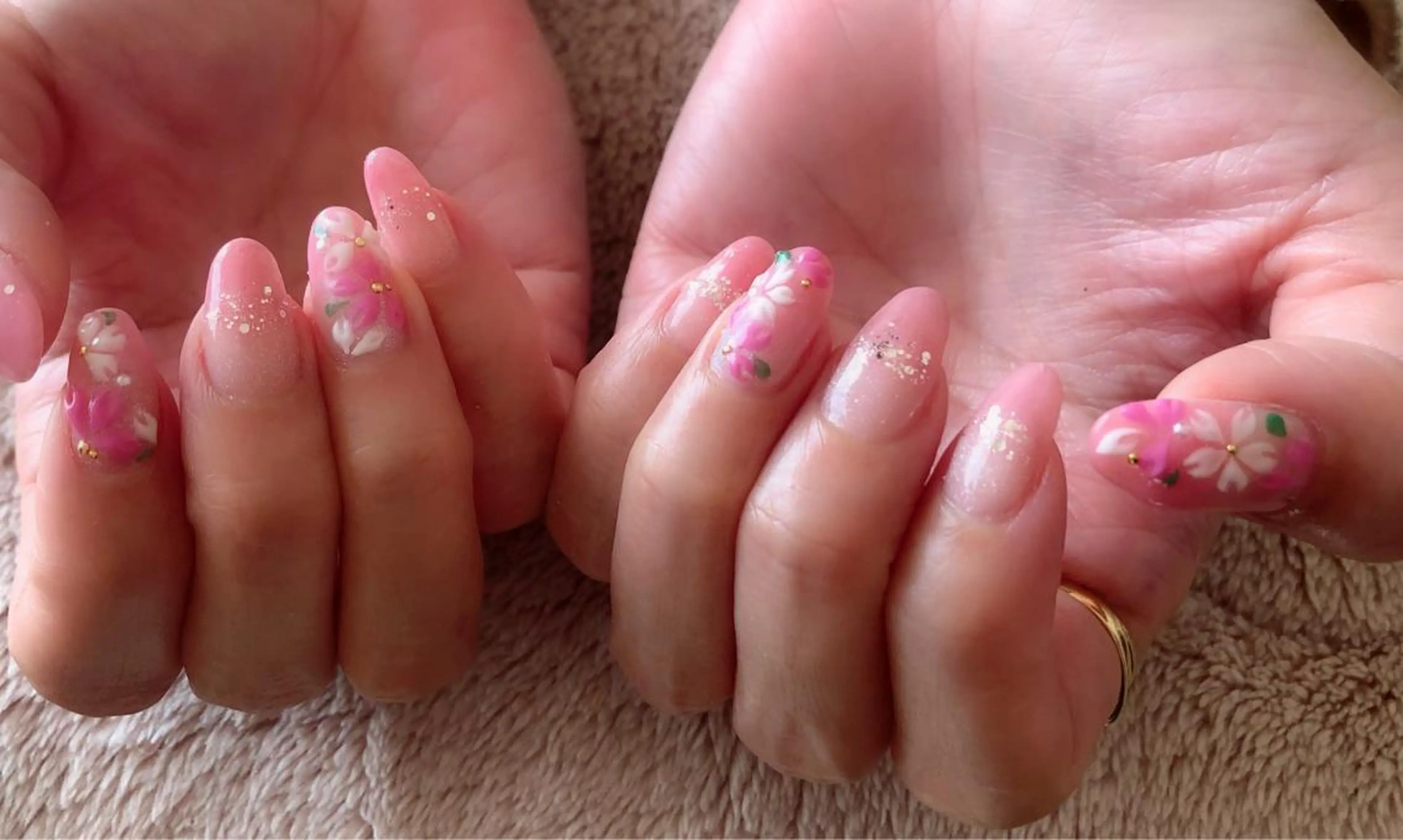 ネイル ハンドネイル t. yoshizawaのネイルデザイン