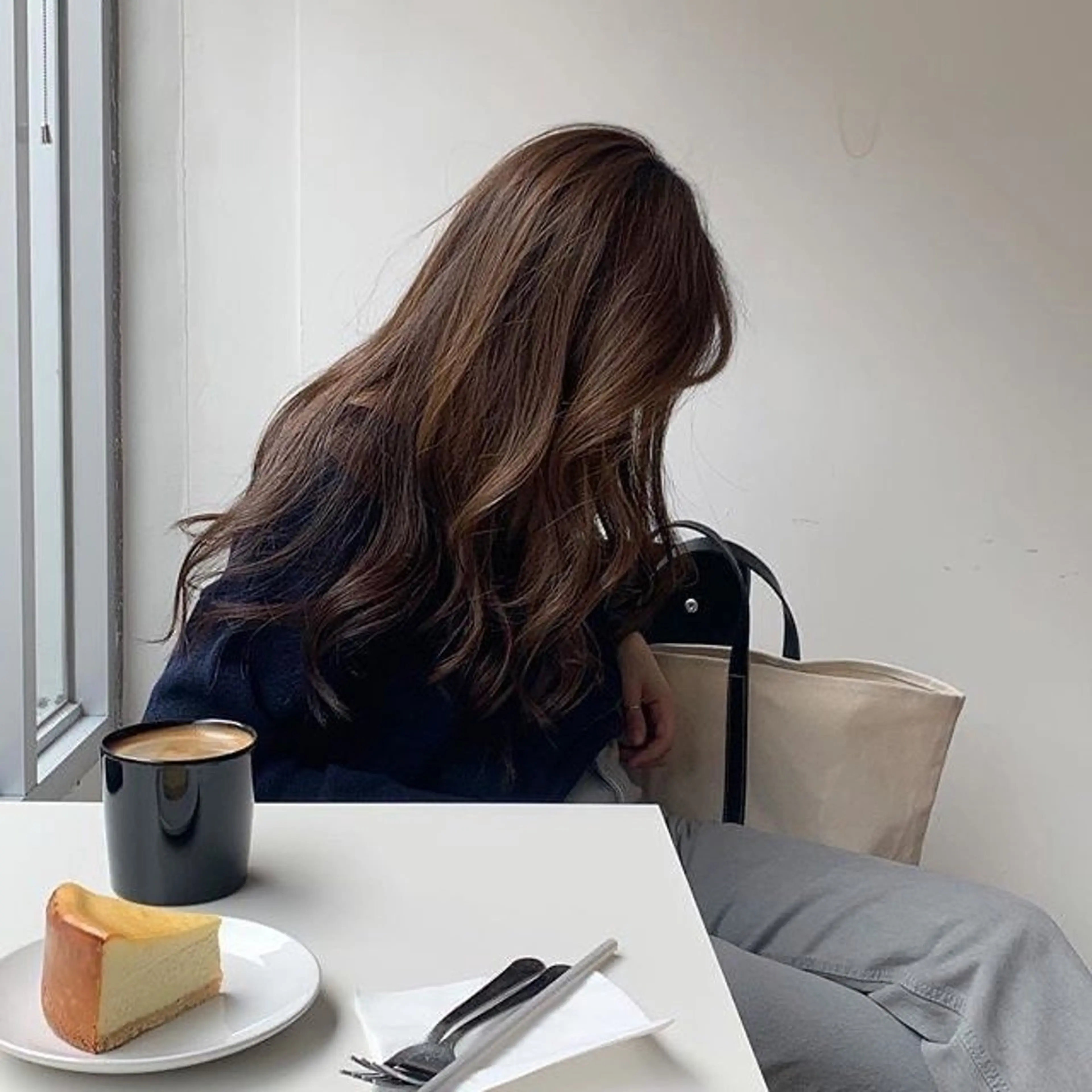 セミロング カラー カット ヘアカラー トリートメント サロウィン　神戸三宮店所属・三宮No.1ブリーチ 無しカラー/杉山太貴のヘアスタイル