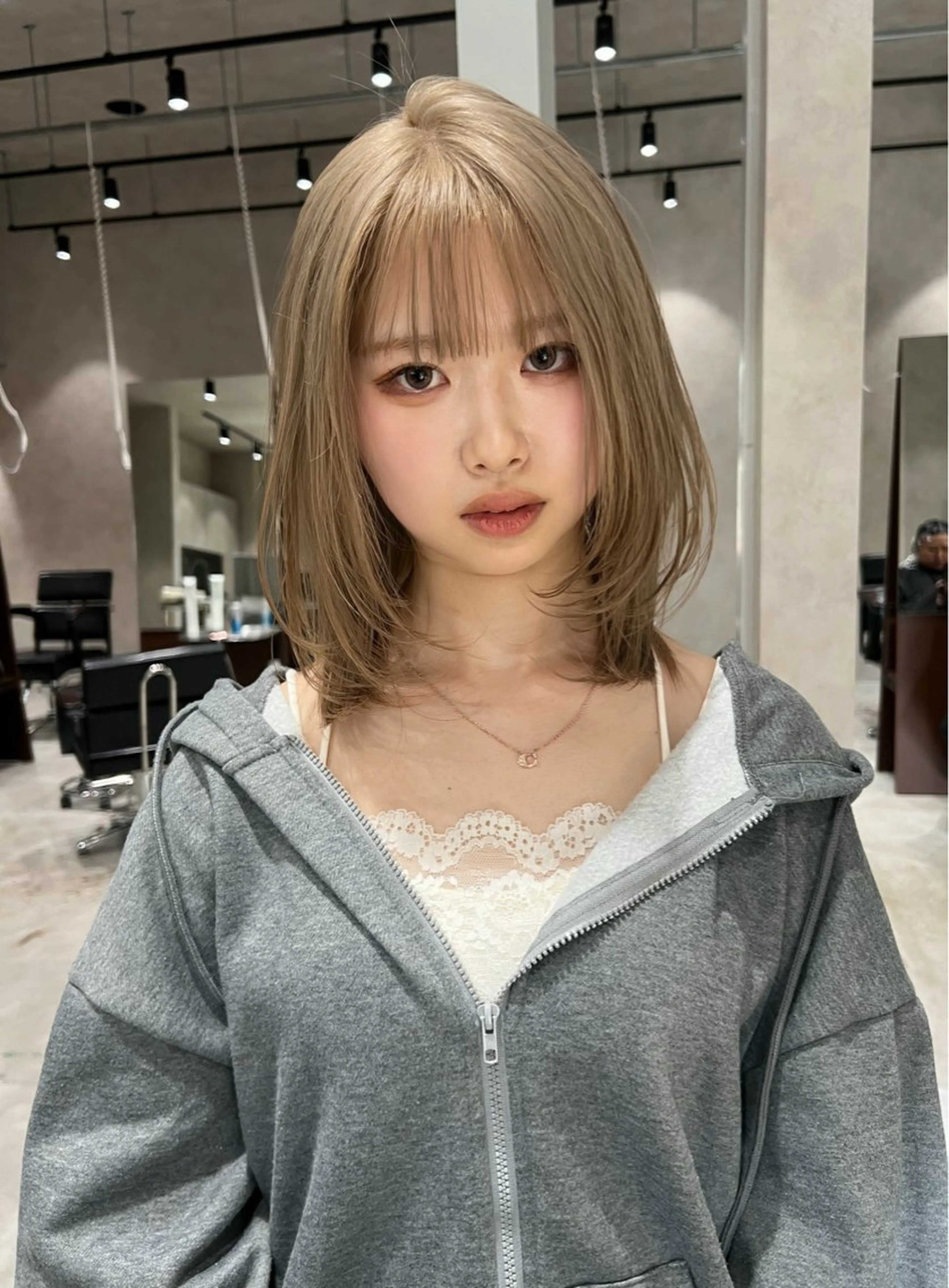 カラー nehus nagaoka所属・🖤複雑履歴ブリーチ Mizuki 🖤のヘアスタイル