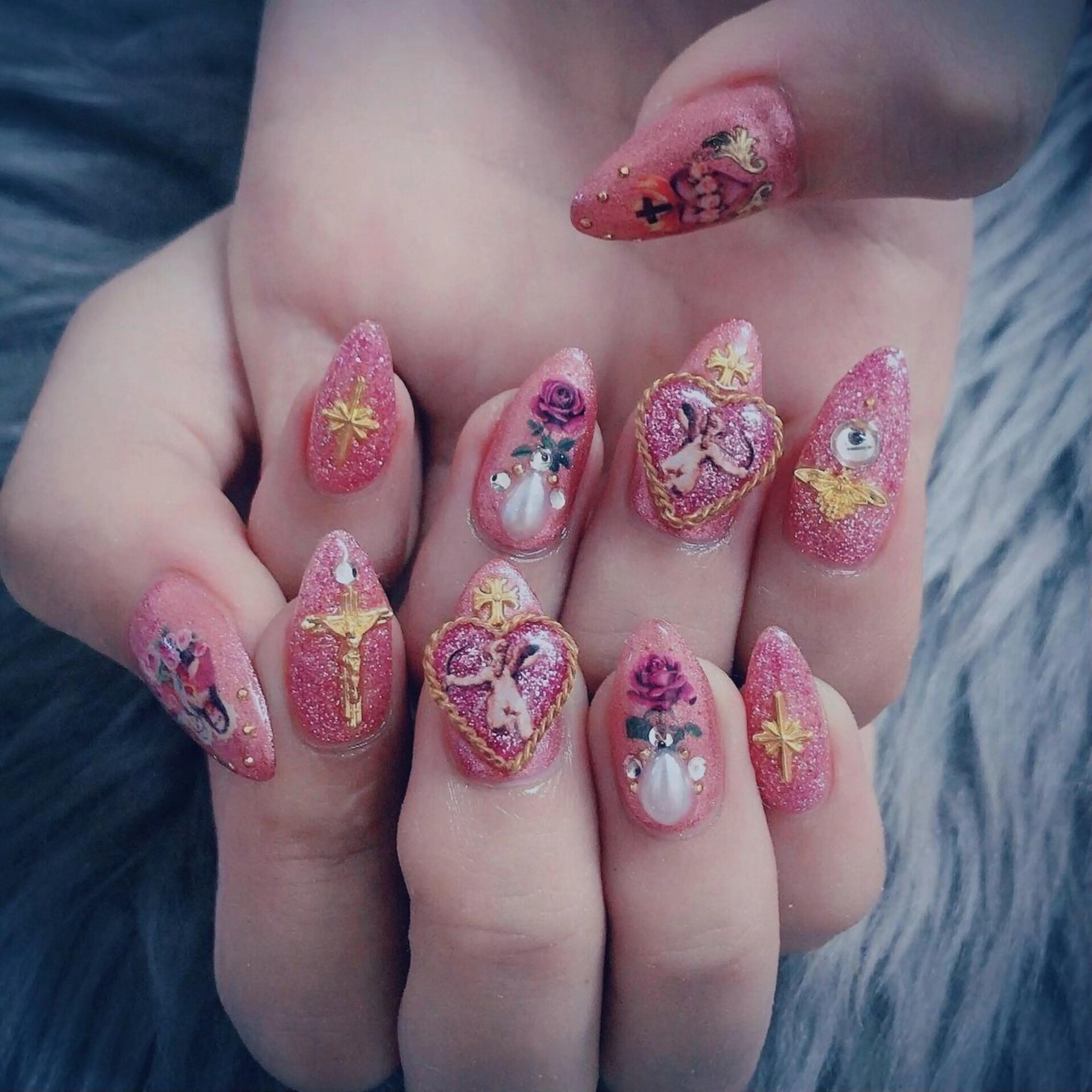 ネイル NOIROUGE所属・NOI ROUGEのネイルデザイン