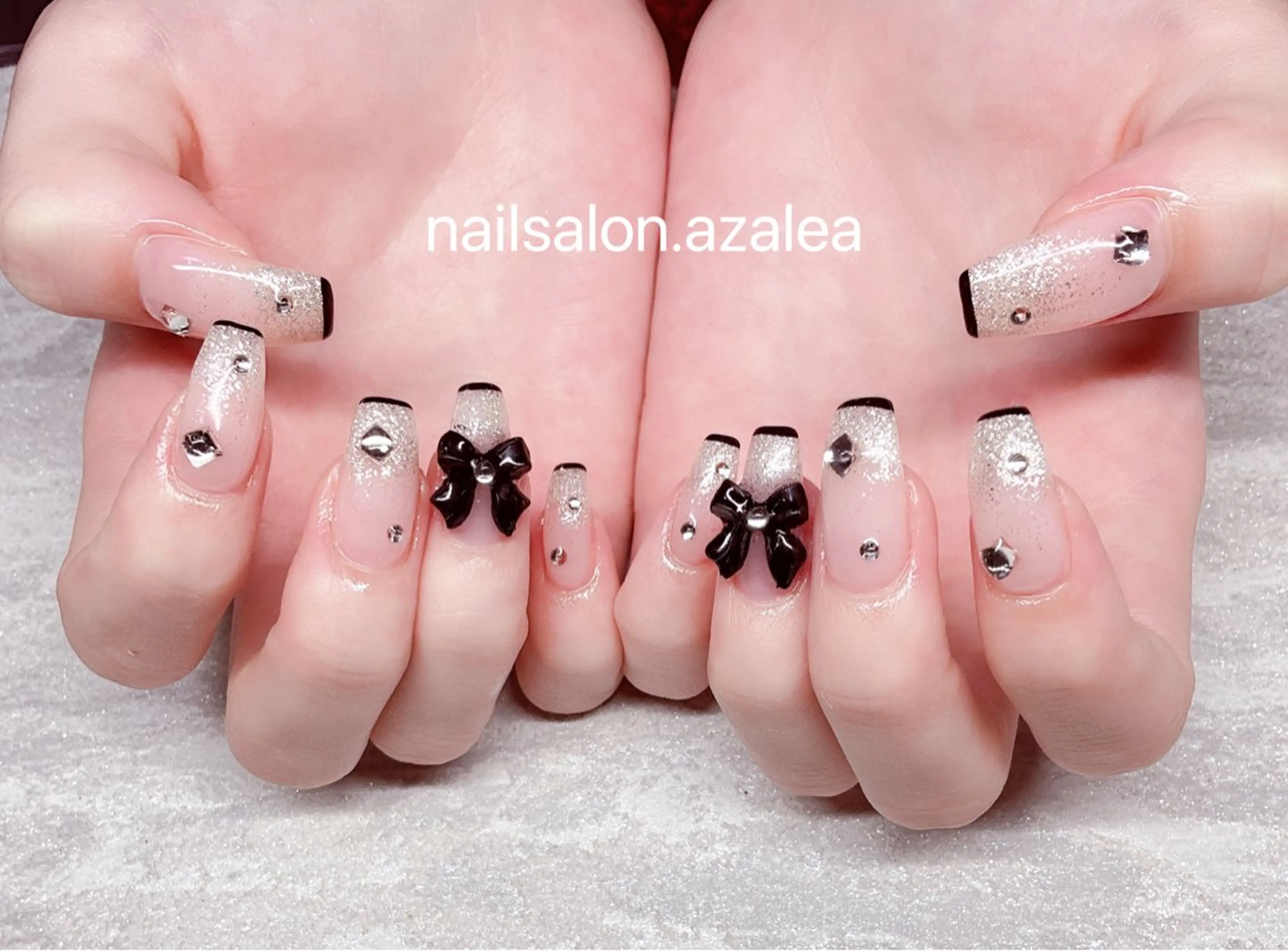 ネイル ハンドネイル R inのネイルデザイン