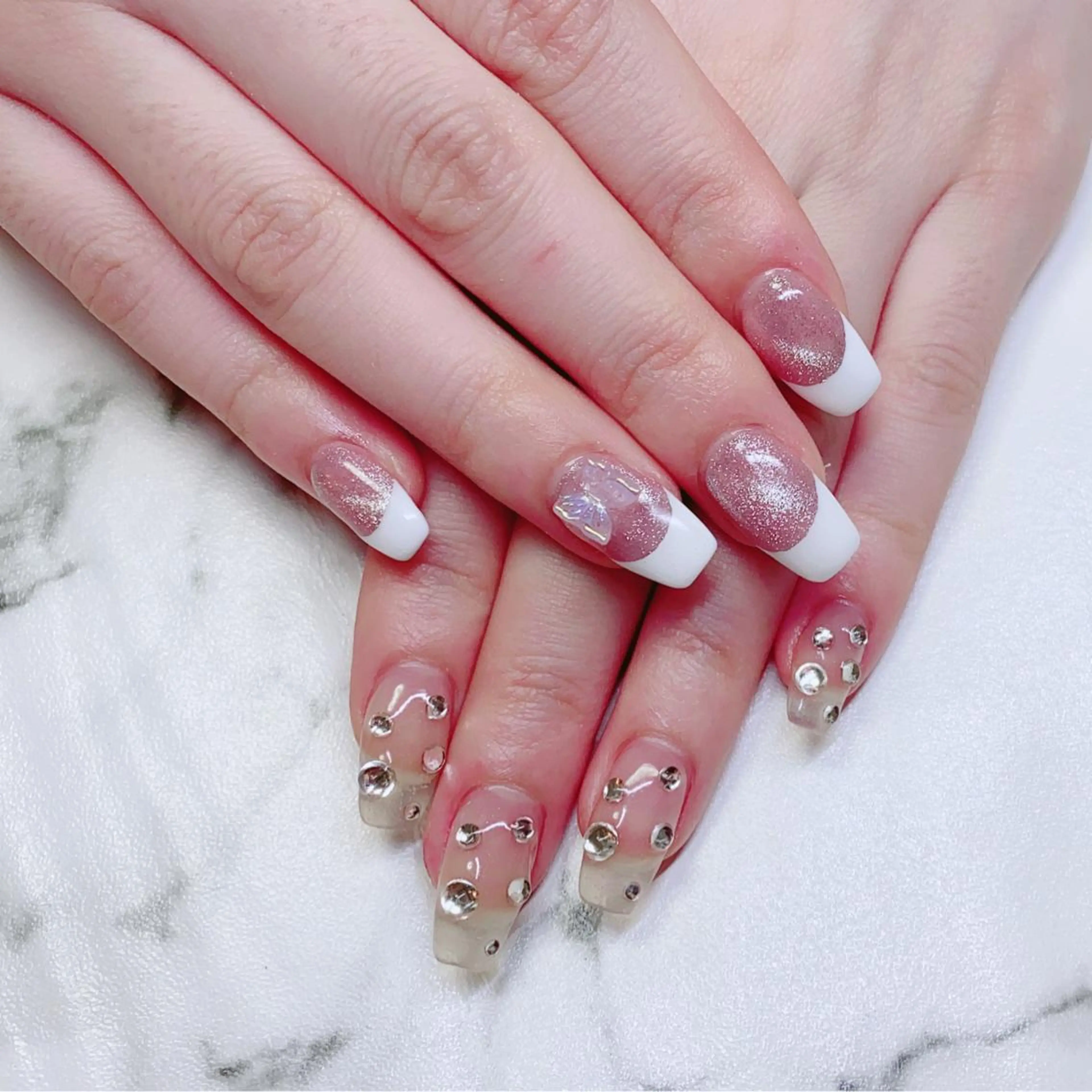 ロング カラー ネイル Q Free nailsのネイルデザイン