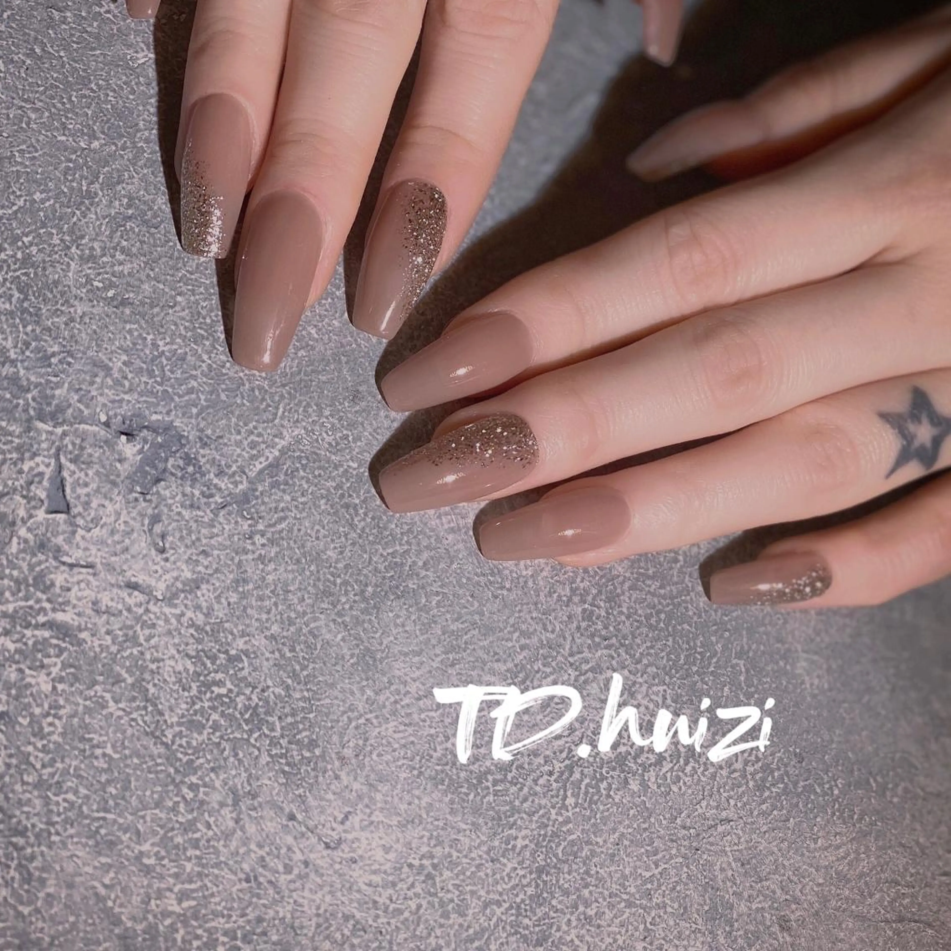 セミロング めぐみのネイルサロン 惠のネイルデザイン