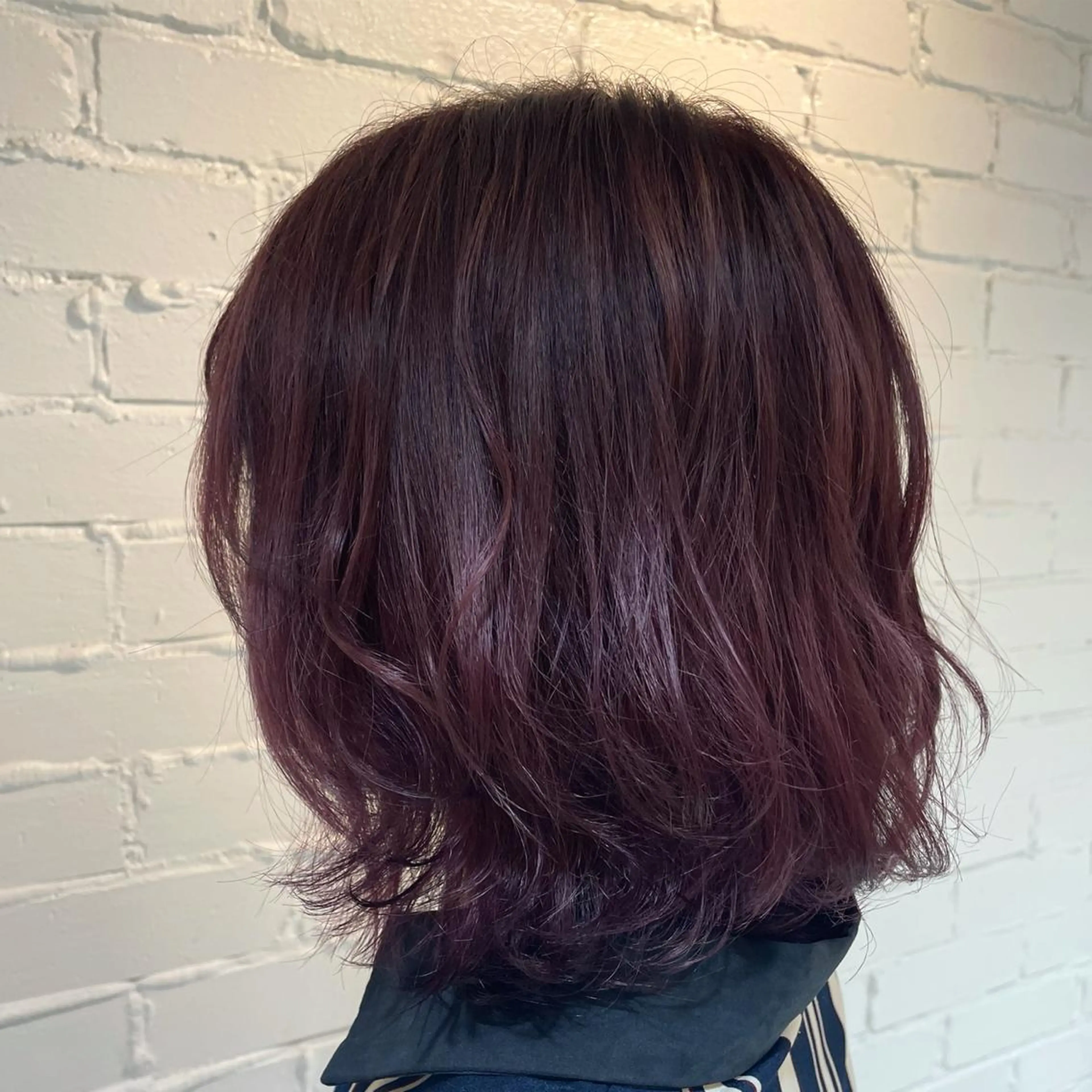 ショート カラー ピンクカラー ローズカラー 小柳 歩美のヘアスタイル