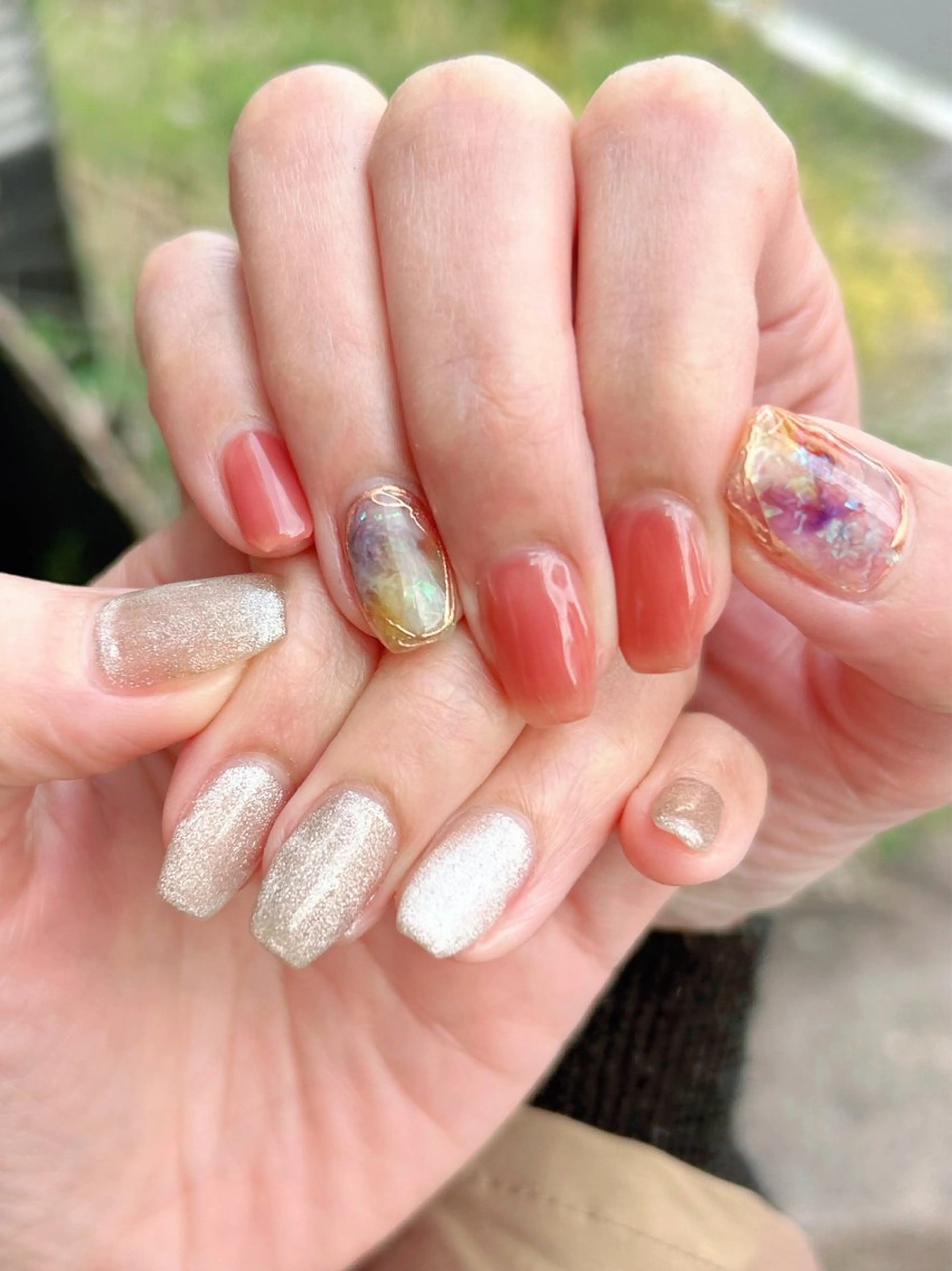 ネイル マグネットネイル ニュアンスネイル ハンドネイル n.bebe nail所属・N. bebeのネイルデザイン