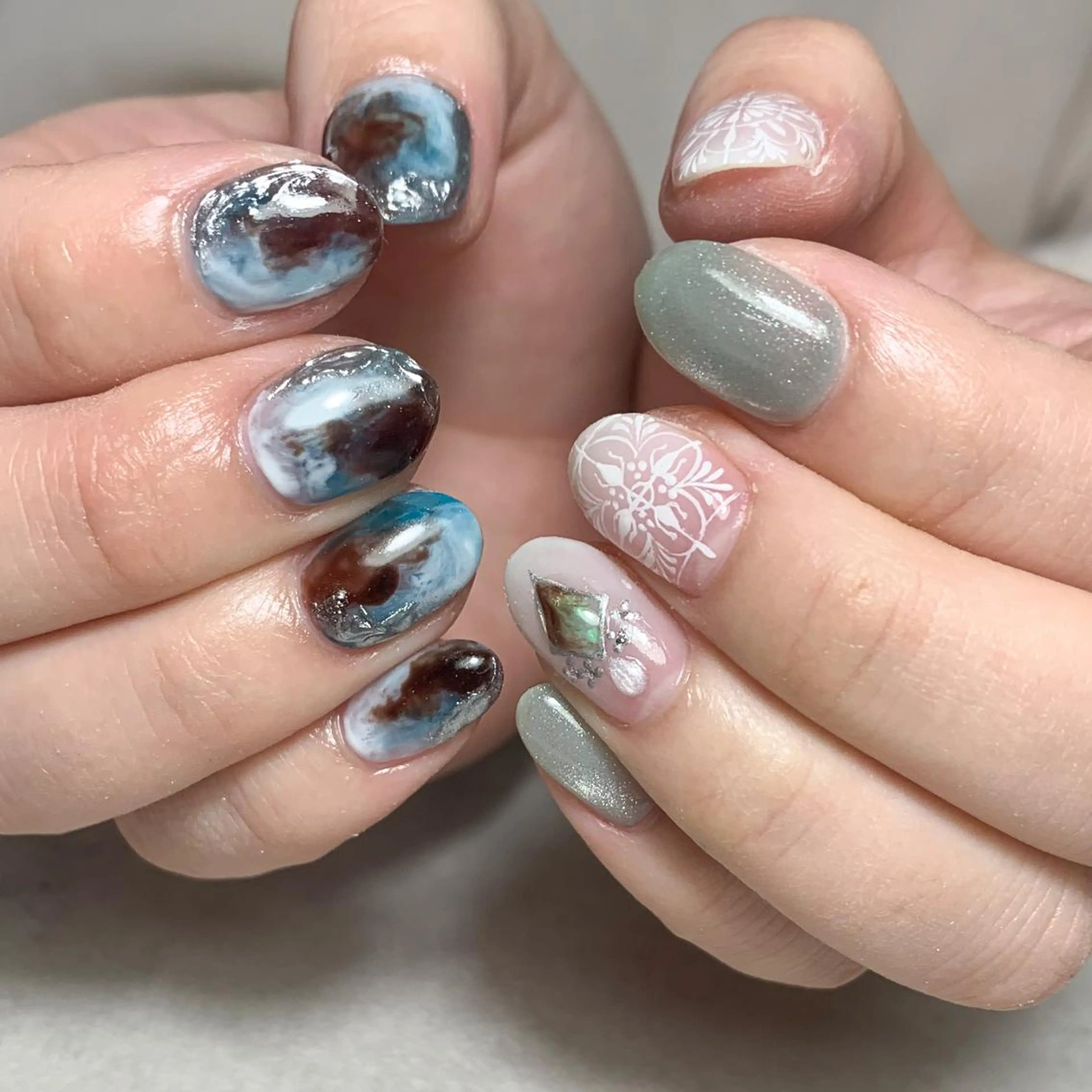 ネイル ハンドネイル atelier　FIORITURA所属・FIORITURA aiのネイルデザイン