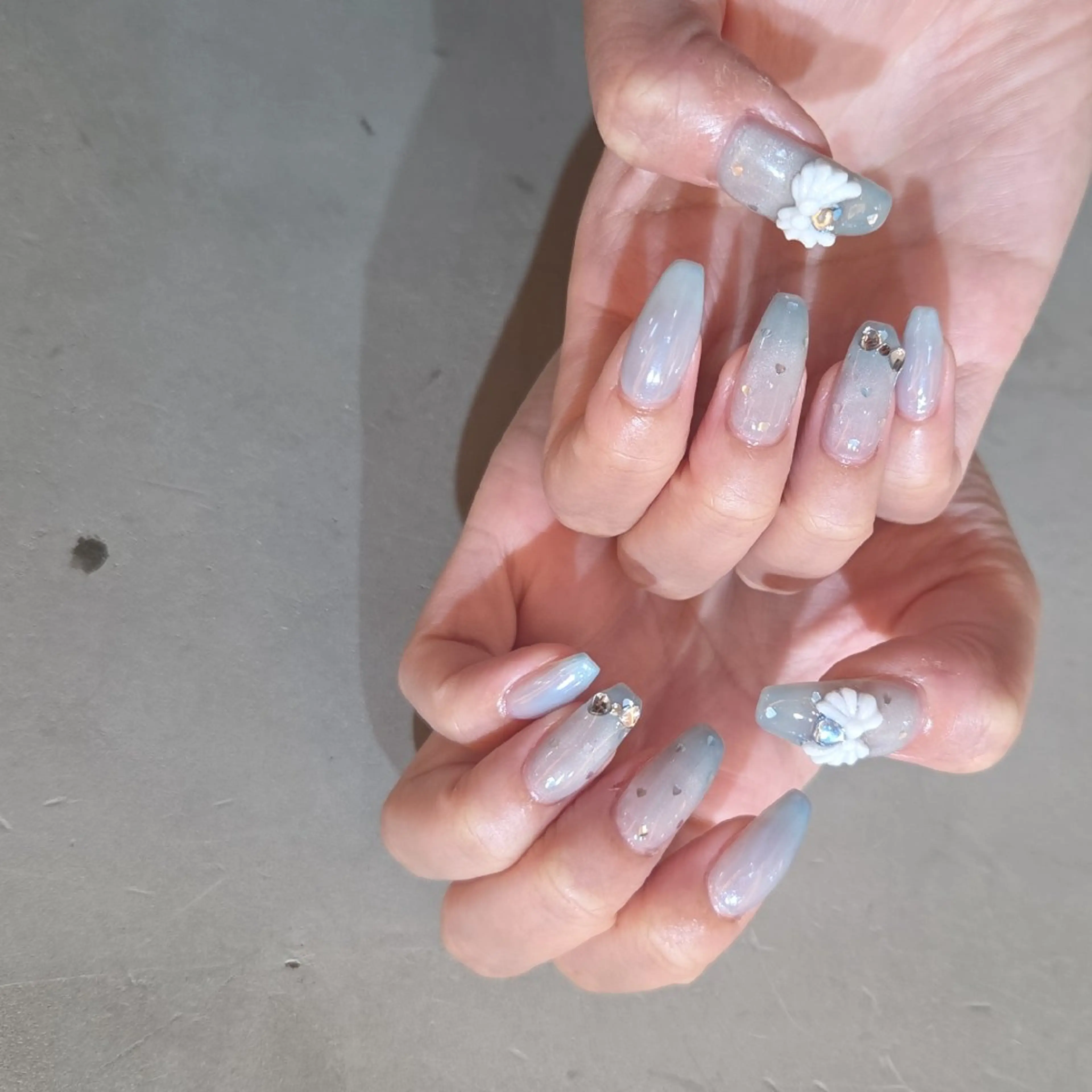 ネイル ワンホンネイル ハンドネイル Rauna nailsalon のネイルデザイン