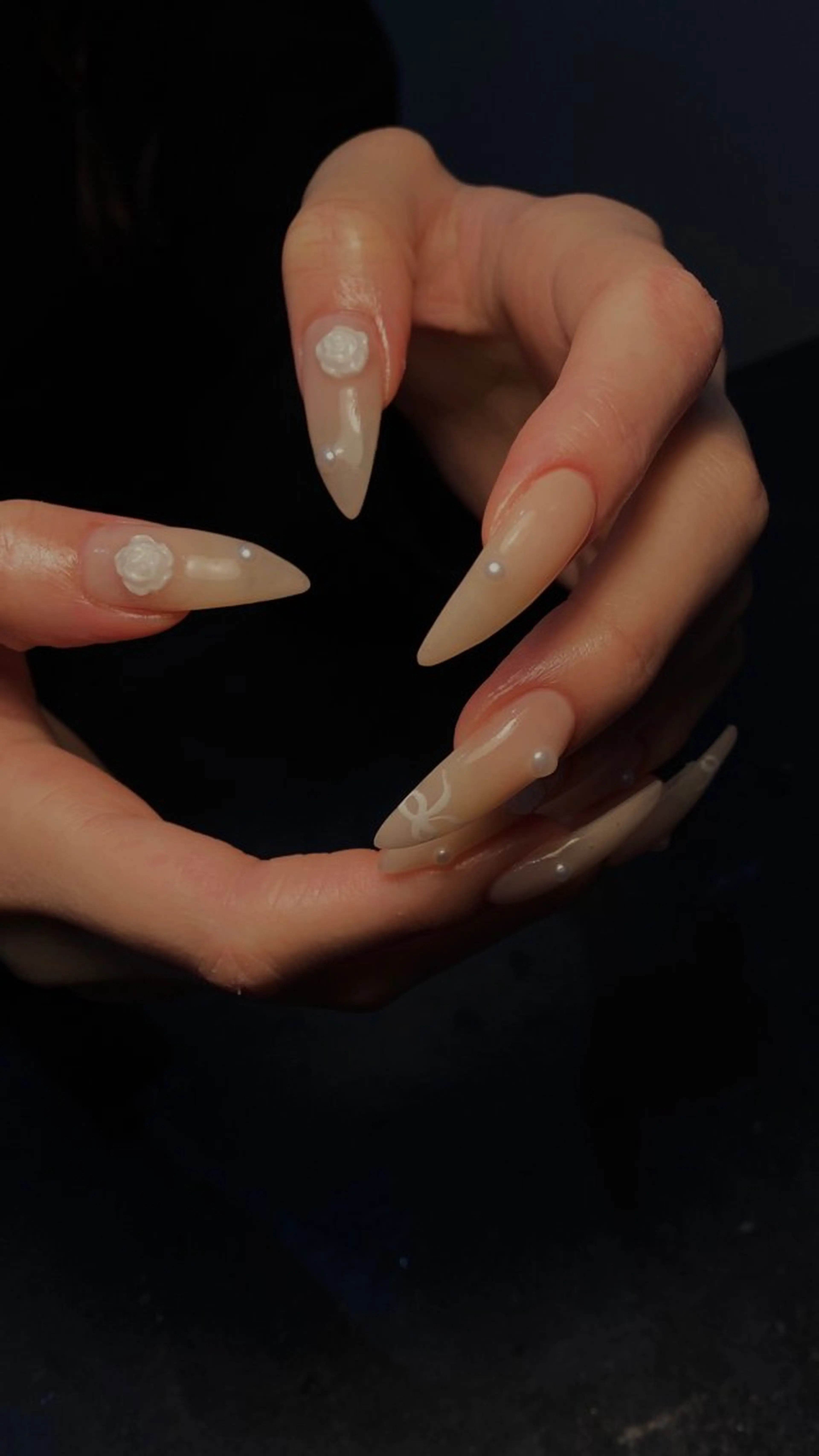 ネイル NILATE所属・渡邉 あいのネイルデザイン