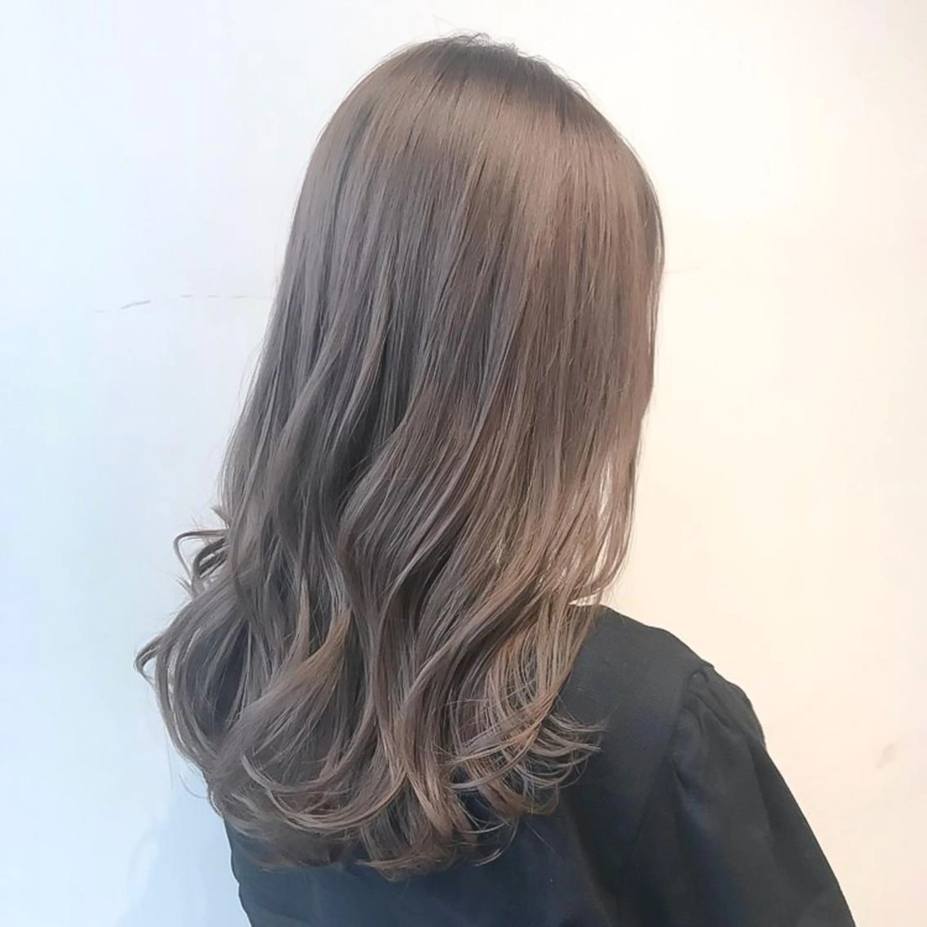 ロング カラー レイヤー/ベージュ カラー/ハシモトのヘアスタイル