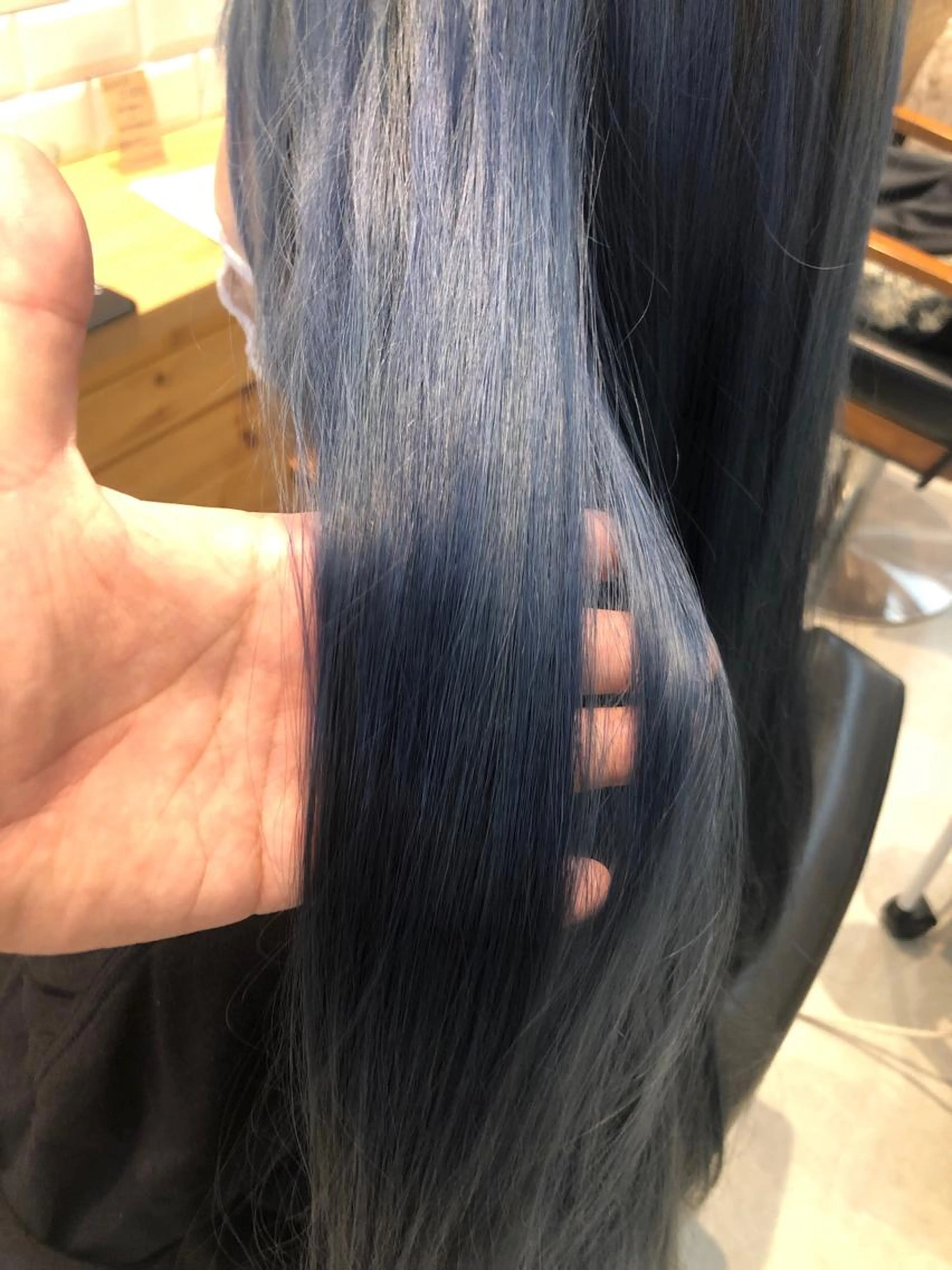 カット＋イルミナカラー＋サブリミック酸熱トリートメントの写真