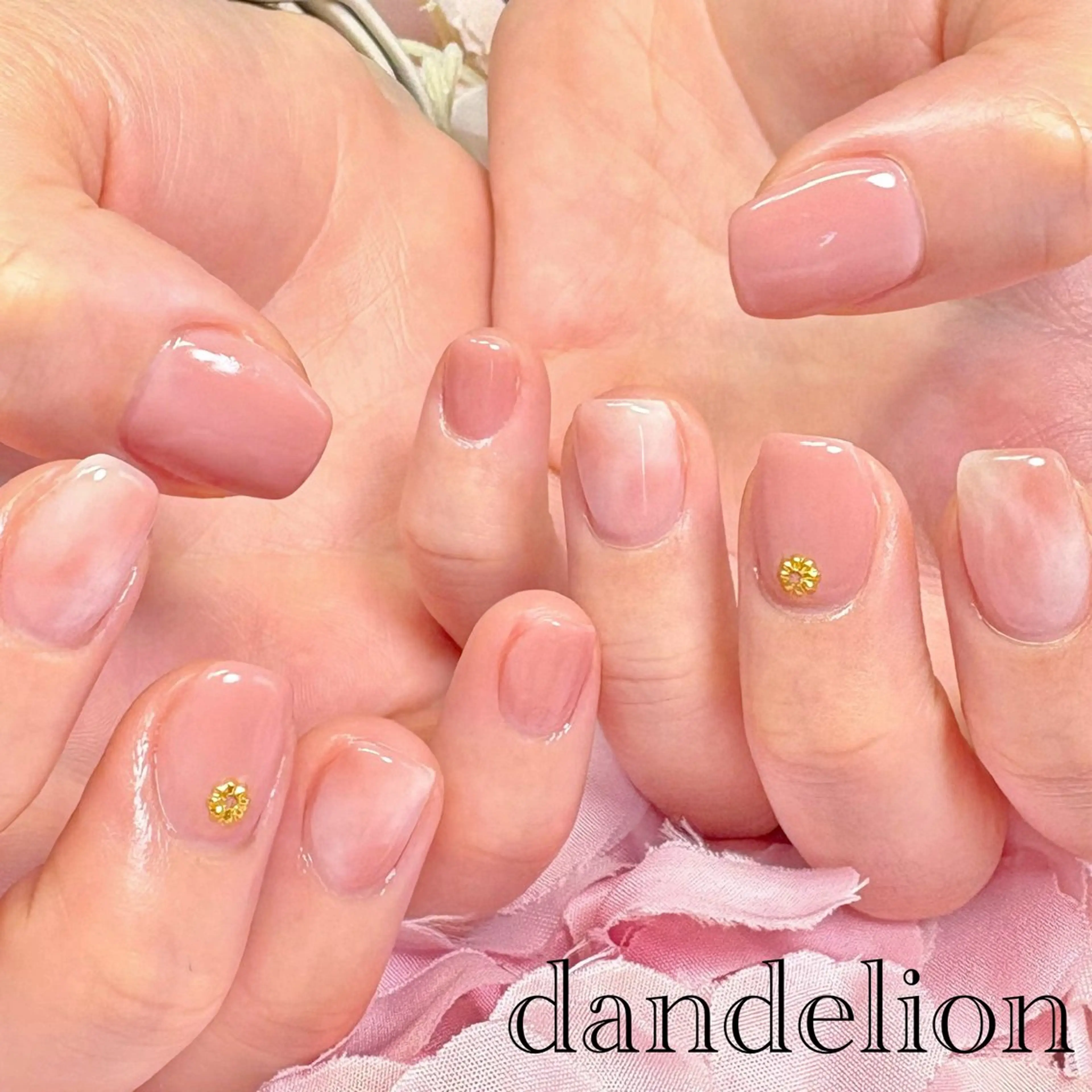 ネイル ハンドネイル ハンドケア dandelion ダンデライオンのネイルデザイン