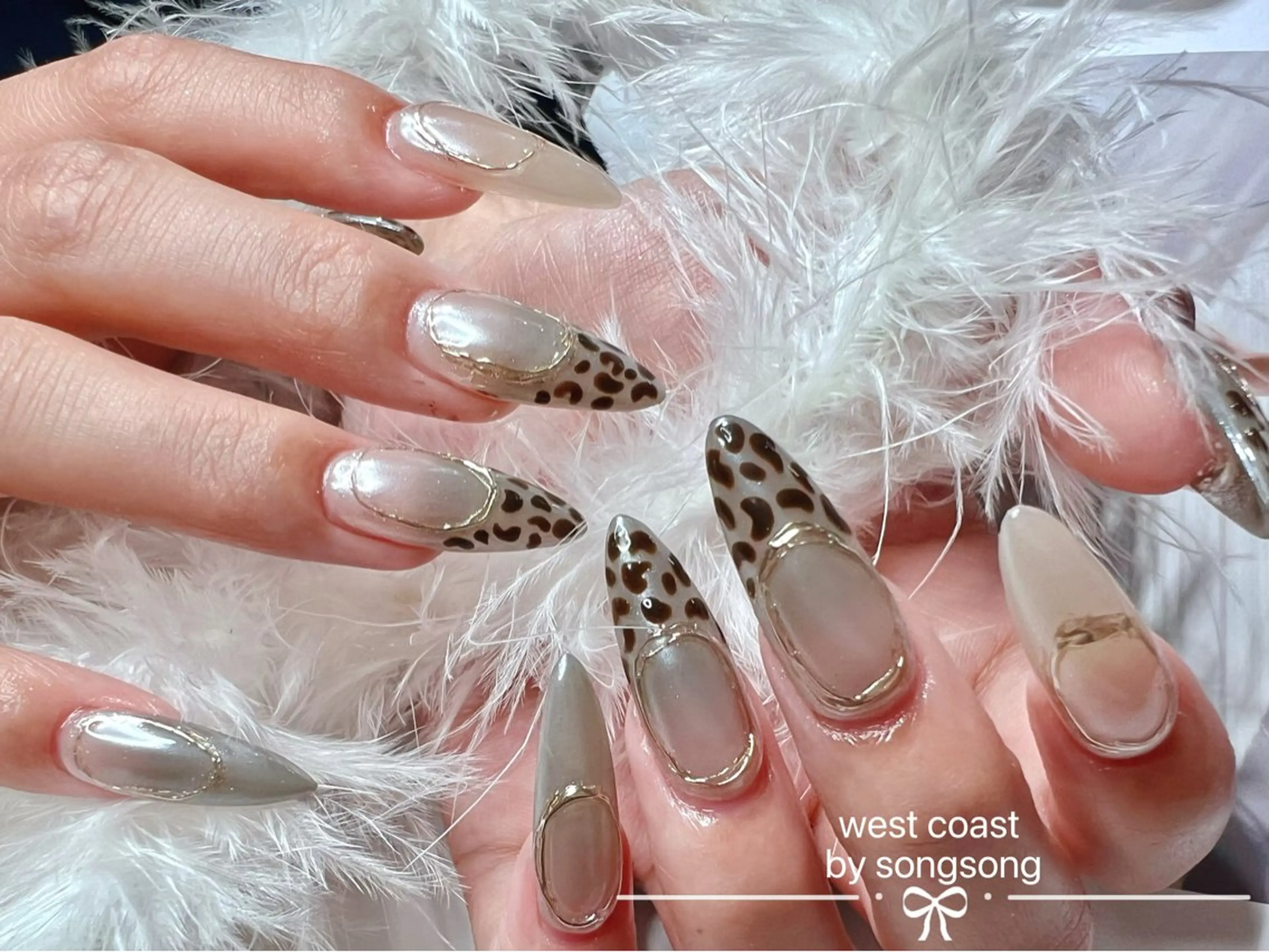 ネイル 成人式 フラッシュネイル マグネットネイル メンズネイル ワンカラーネイル ハンドネイル リボン、ガーリー パーツ放題専門店のネイルデザイン