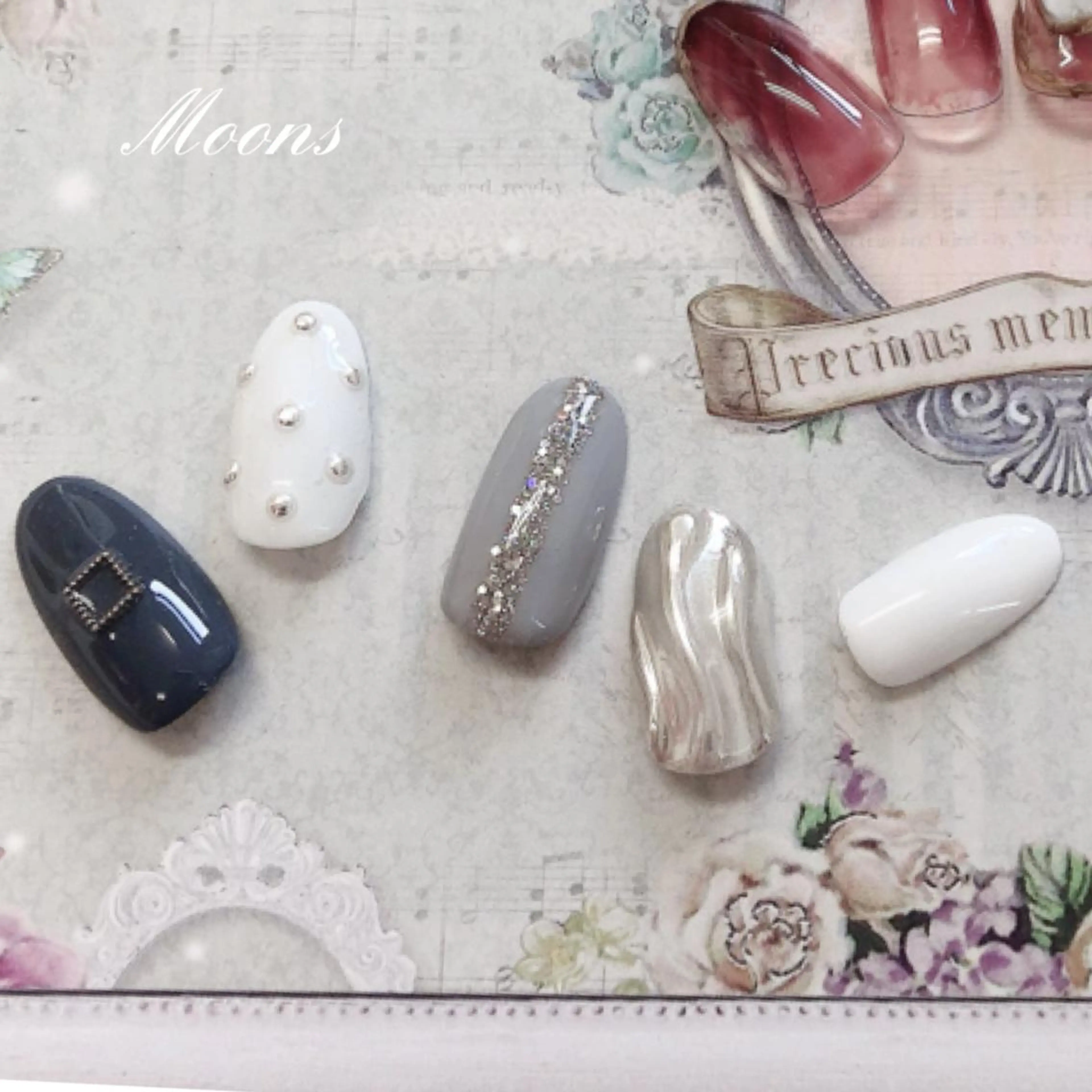 ネイル 成人式 美肌・美爪育成サロン ムーンズのネイルデザイン