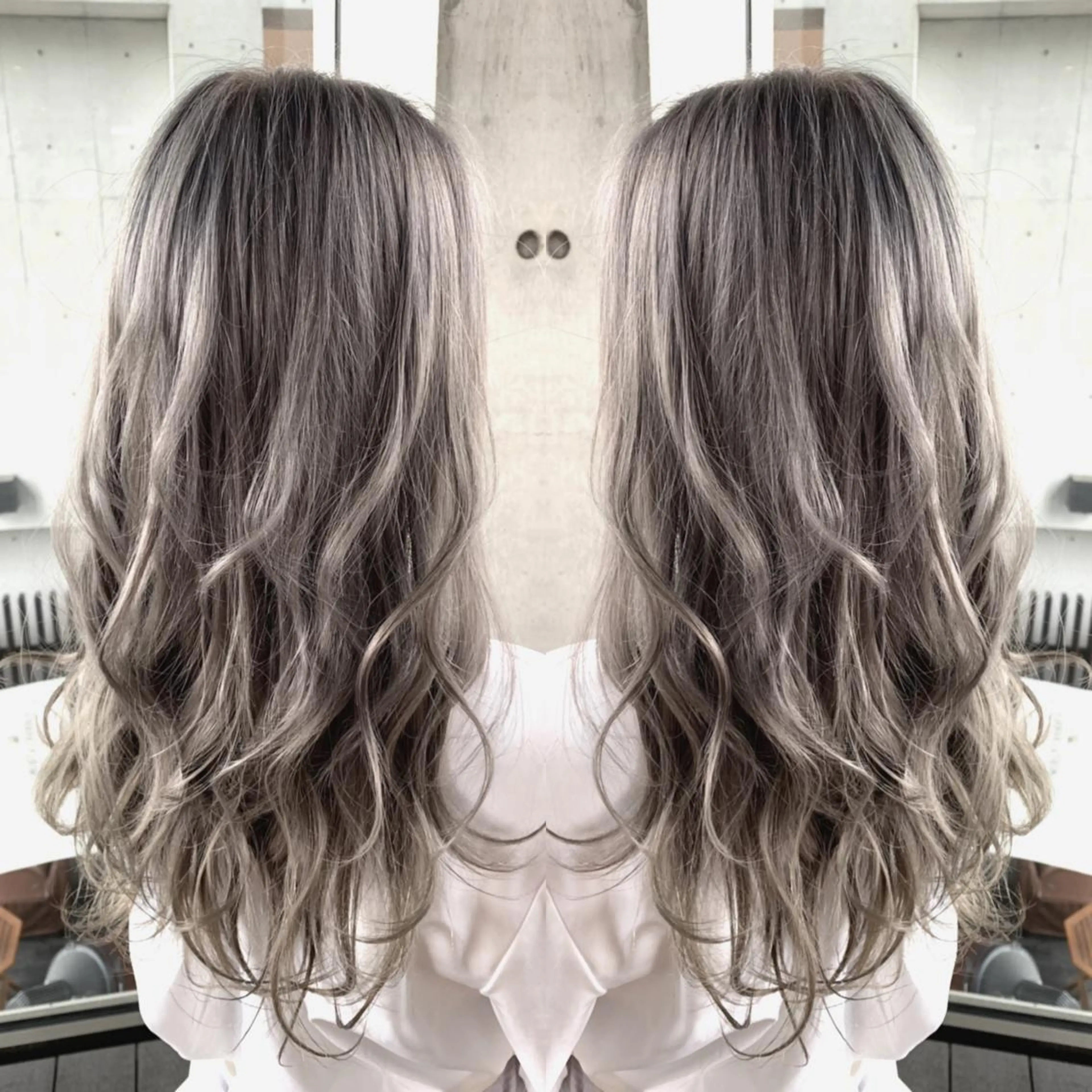 セミロング カラー アディクシーカラー ブリーチ ケアブリーチ イルミナカラー Merci メルシー 福岡、今泉のヘアスタイル