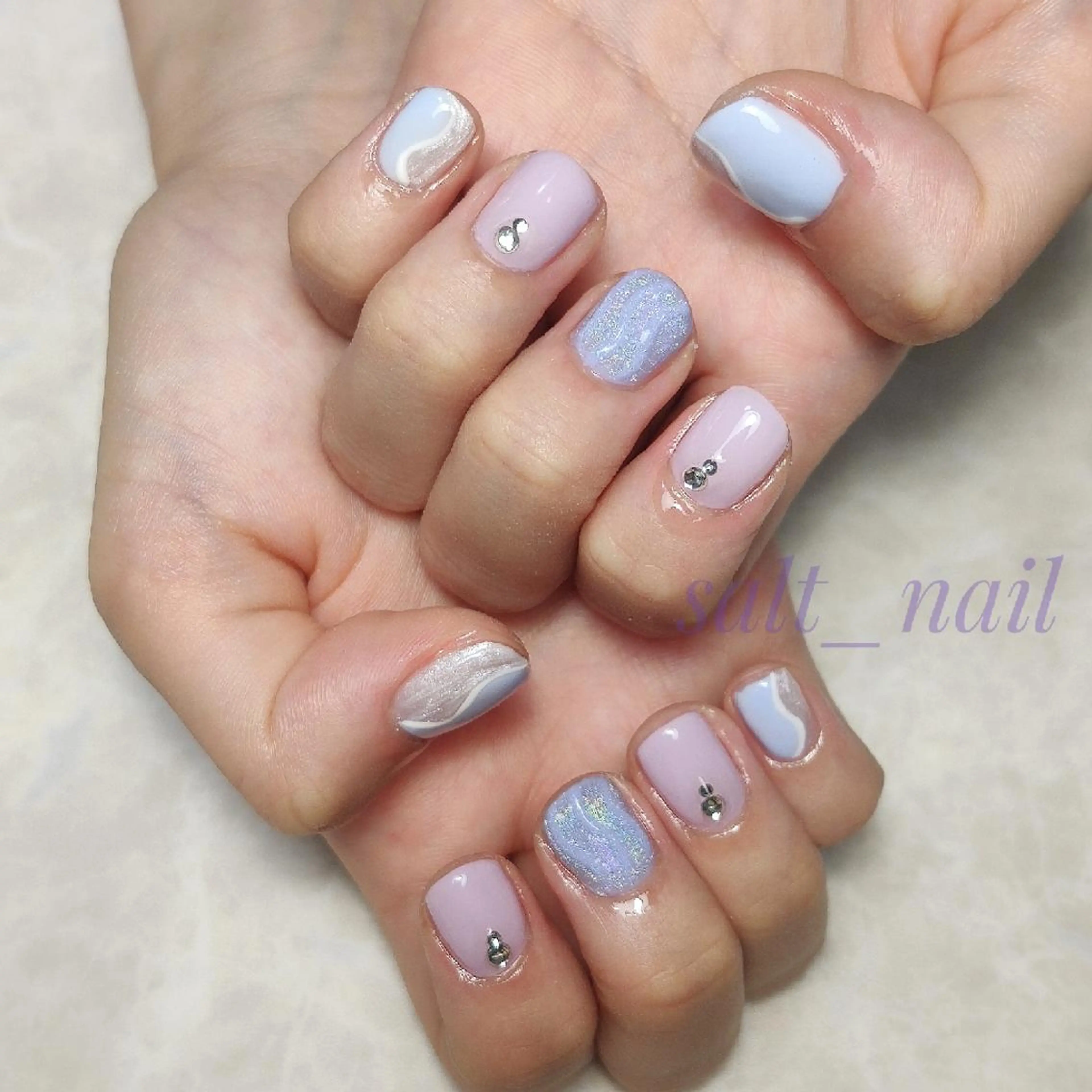 ネイル オーロラネイル マグネットネイル ハンドネイル 個人サロン saltnailのネイルデザイン