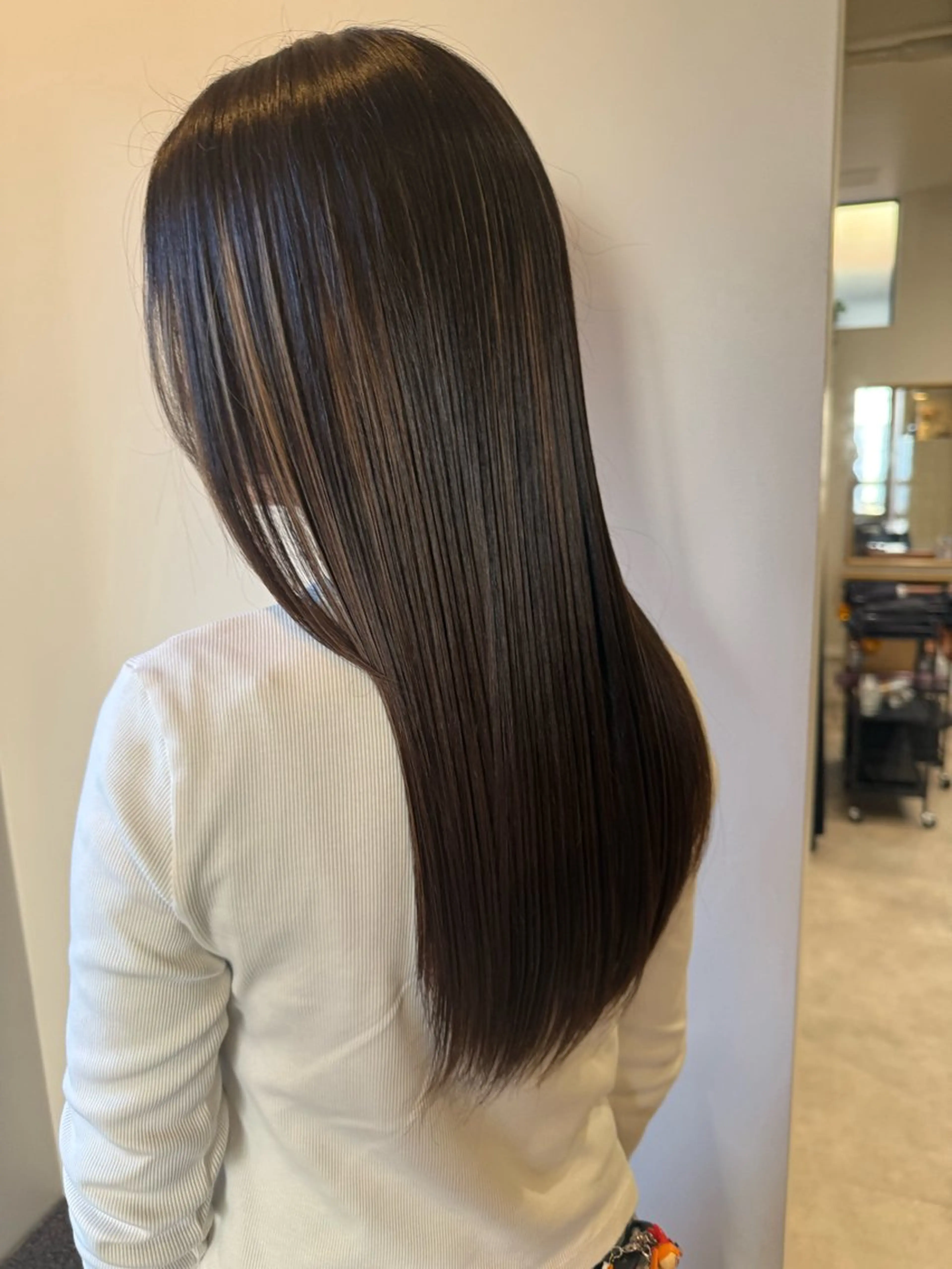 ロング 💛🤍U too e’s 鎌倉🧸のヘアスタイル