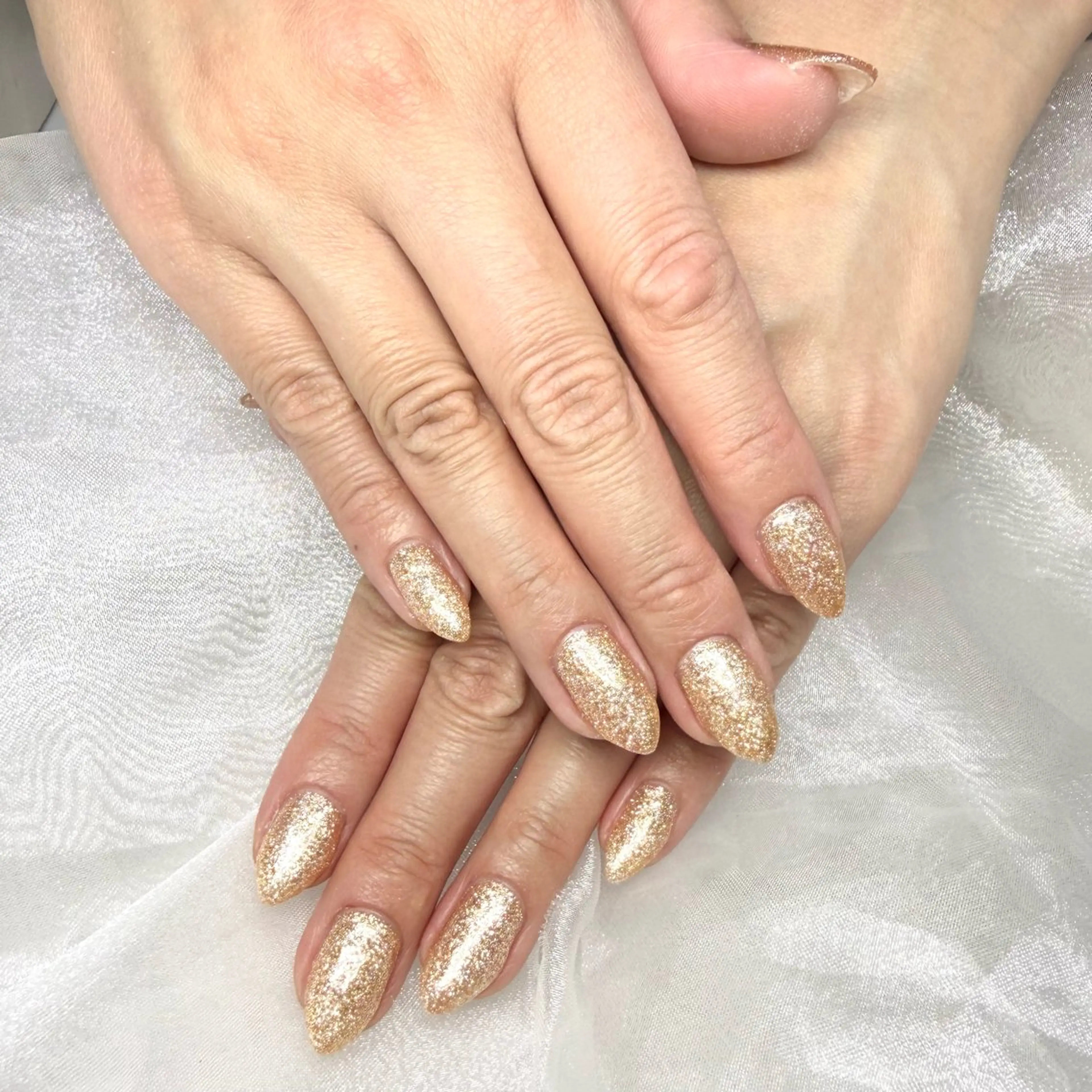 ネイル ゴールド キラキラネイル ラメ(グリッター) ワンカラーネイル ハンドネイル Mネイル 名駅本店所属・Mネイル名駅本店 MIHANEのネイルデザイン