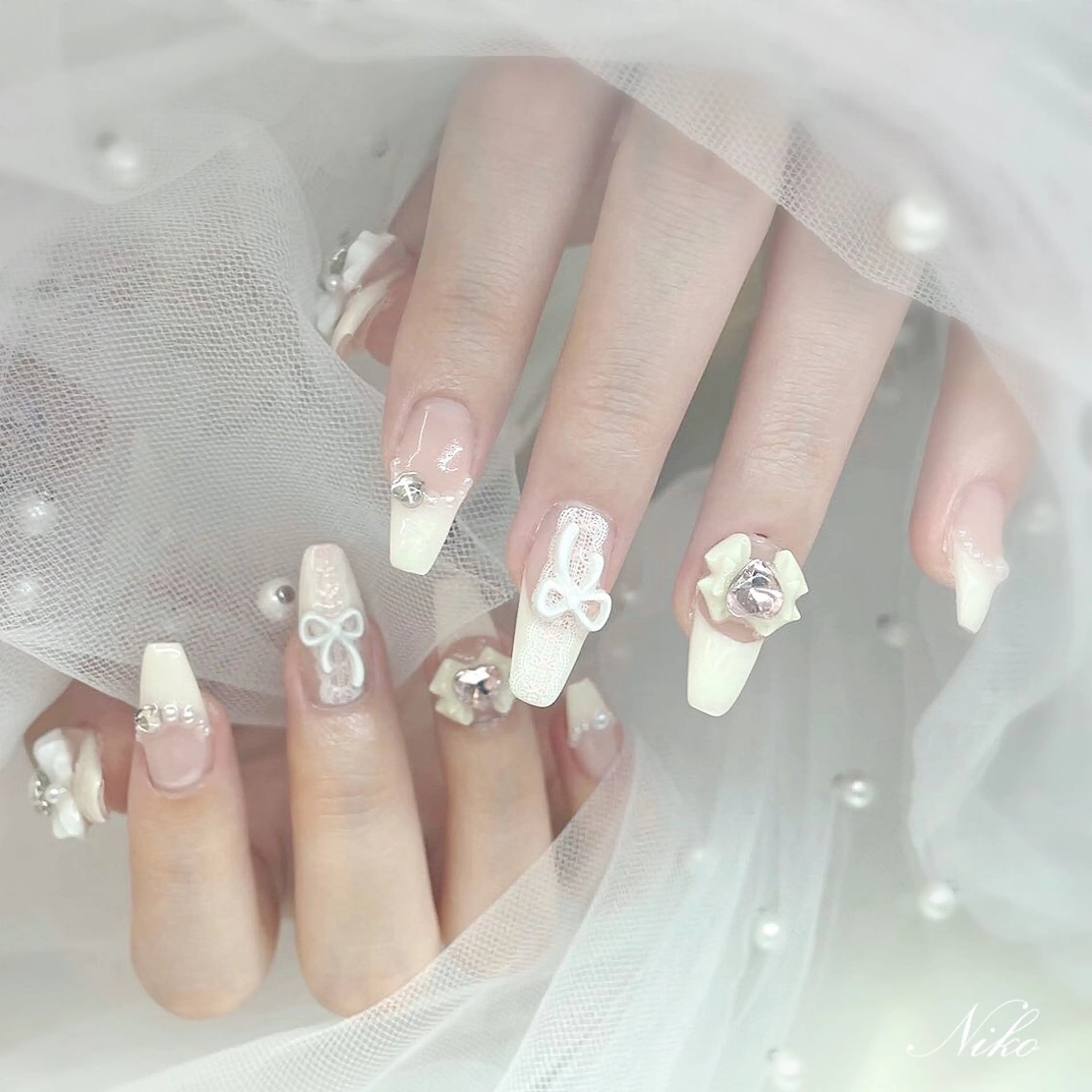 ネイル チークネイル 長さ出し フットネイル フレンチネイル ジェルネイル Niko nailサロンのネイルデザイン