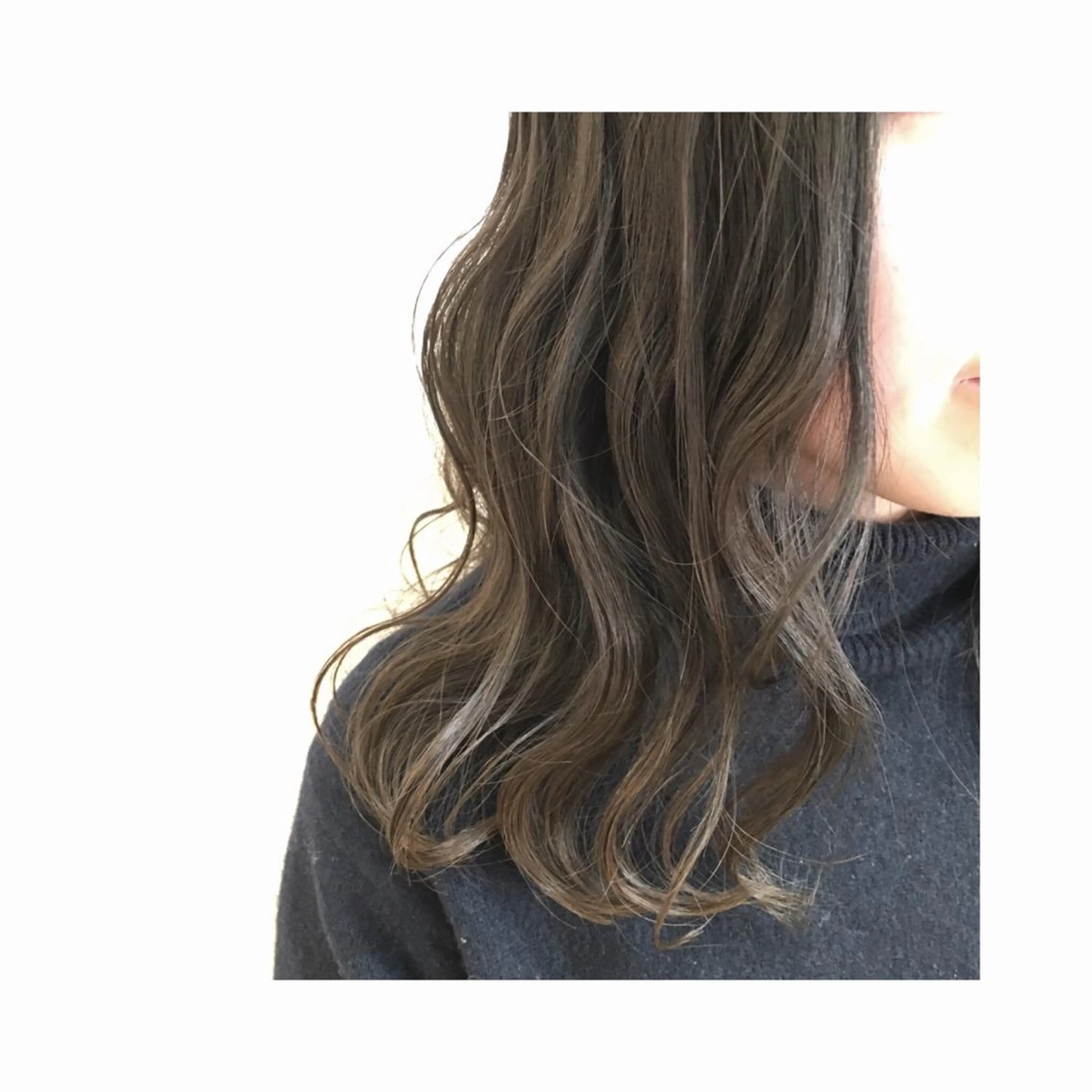 ミディアム ショート、ボブ シマダマサトのヘアスタイル