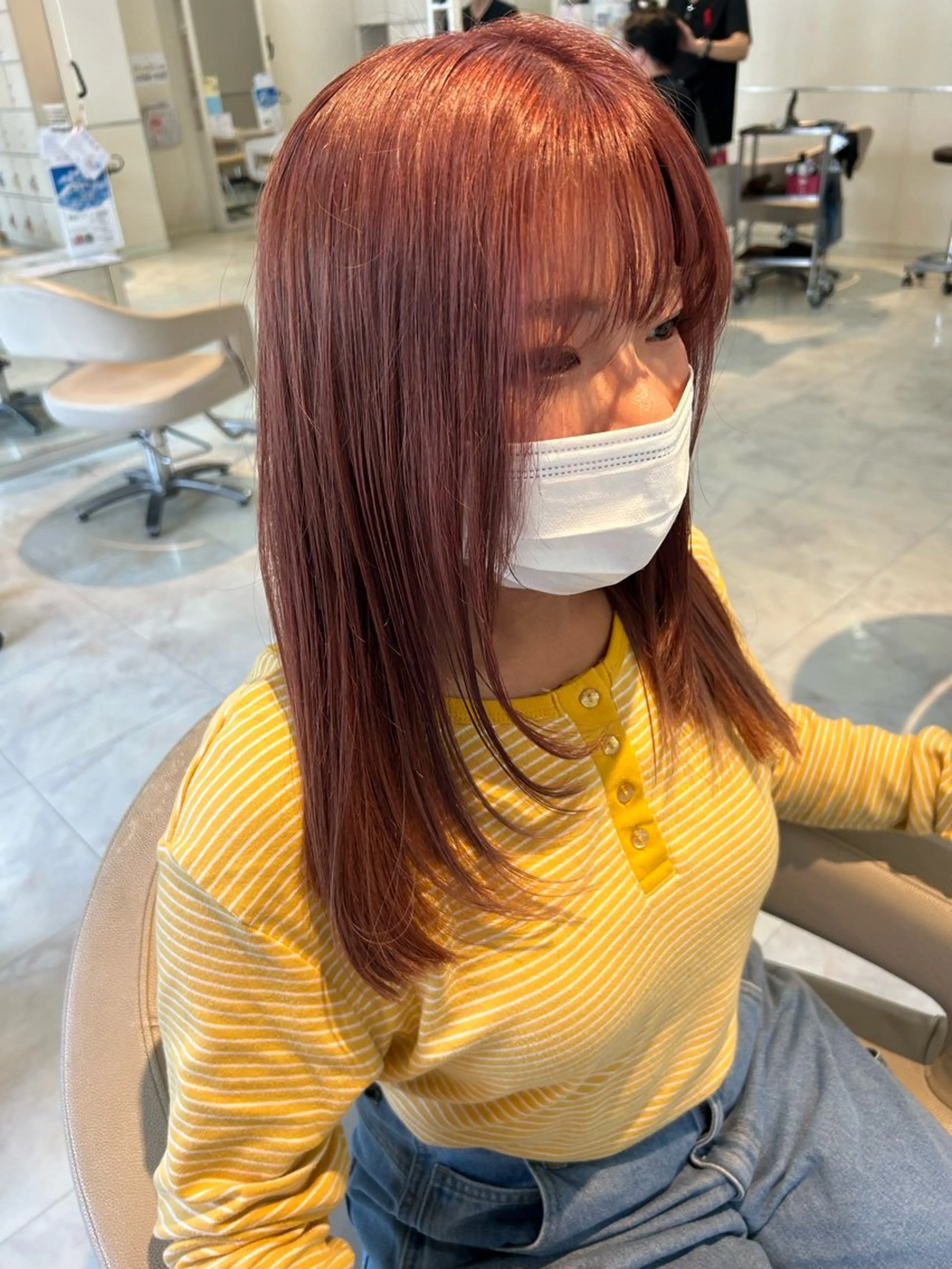 ロング カラー ベージュカラー ブリーチ ピンクカラー ピンクベージュ 顔まわりレイヤー カット ヘアカラー 小森 永のヘアスタイル