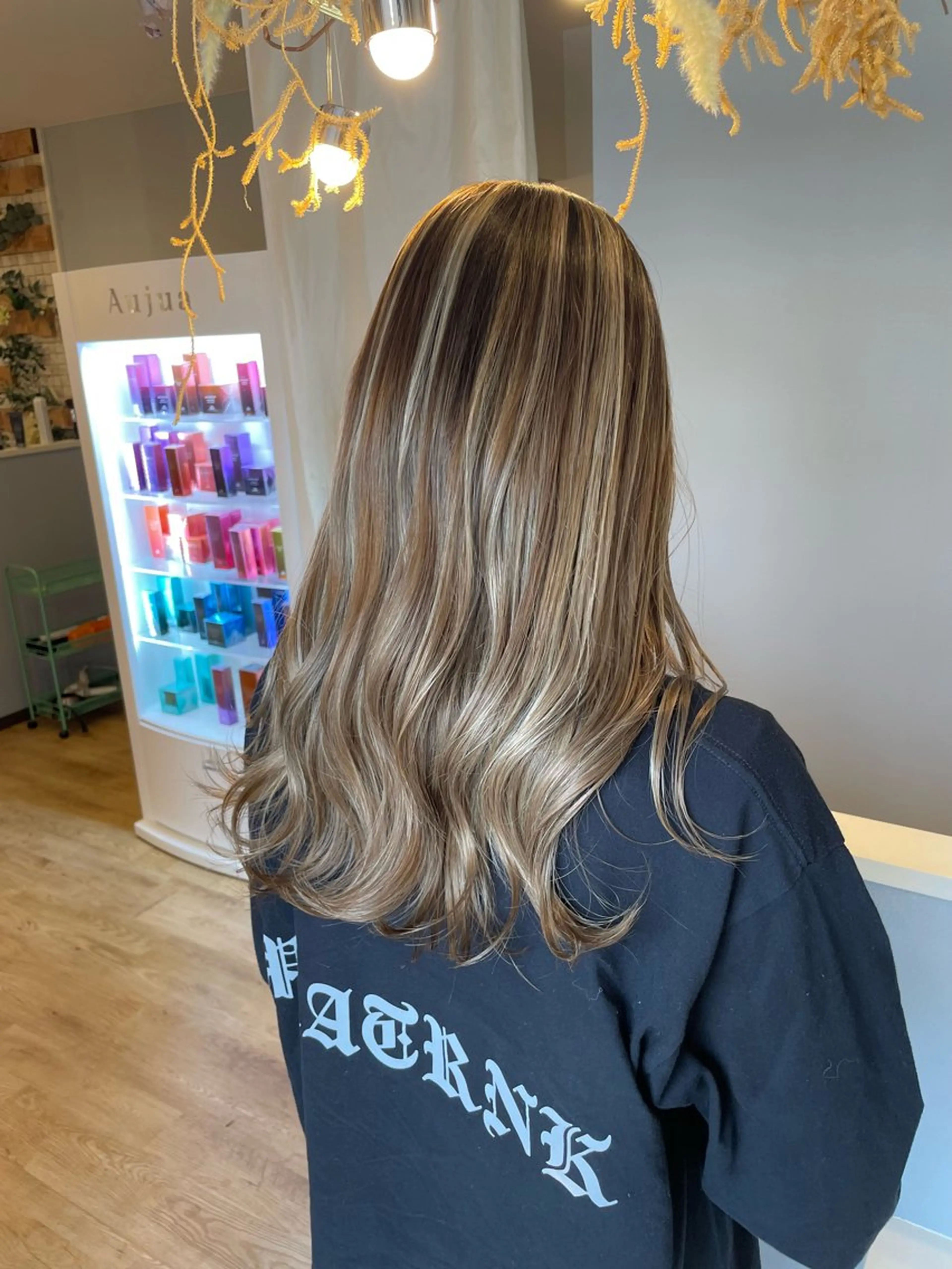 ロング カラー ハイライトカラー ハイライト 神谷 涼のヘアスタイル