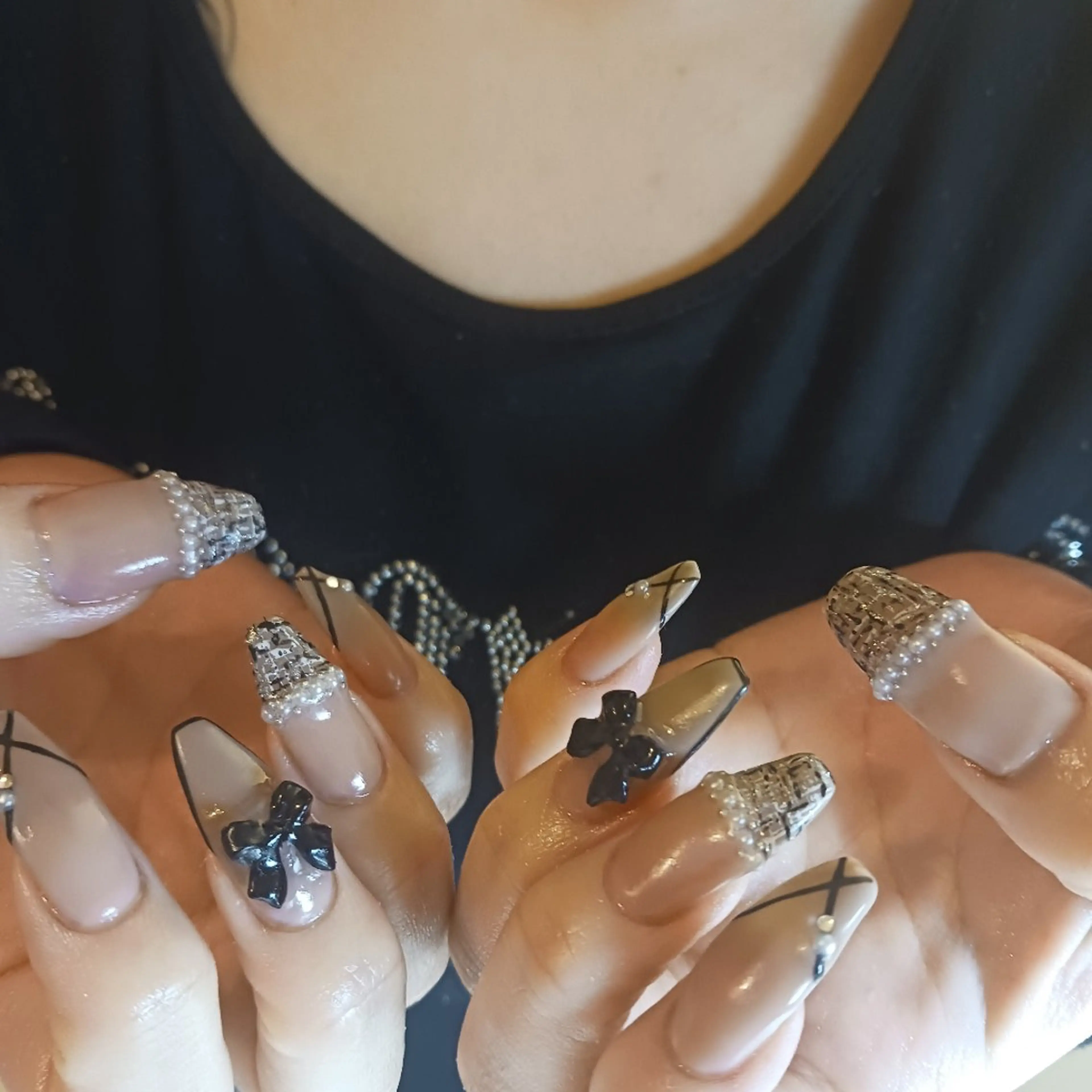 ネイル フレンチネイル ジェルネイル 持ち込み リボン 冬ネイル ハンドネイル owlnail /持込みデザイン専門のネイルデザイン