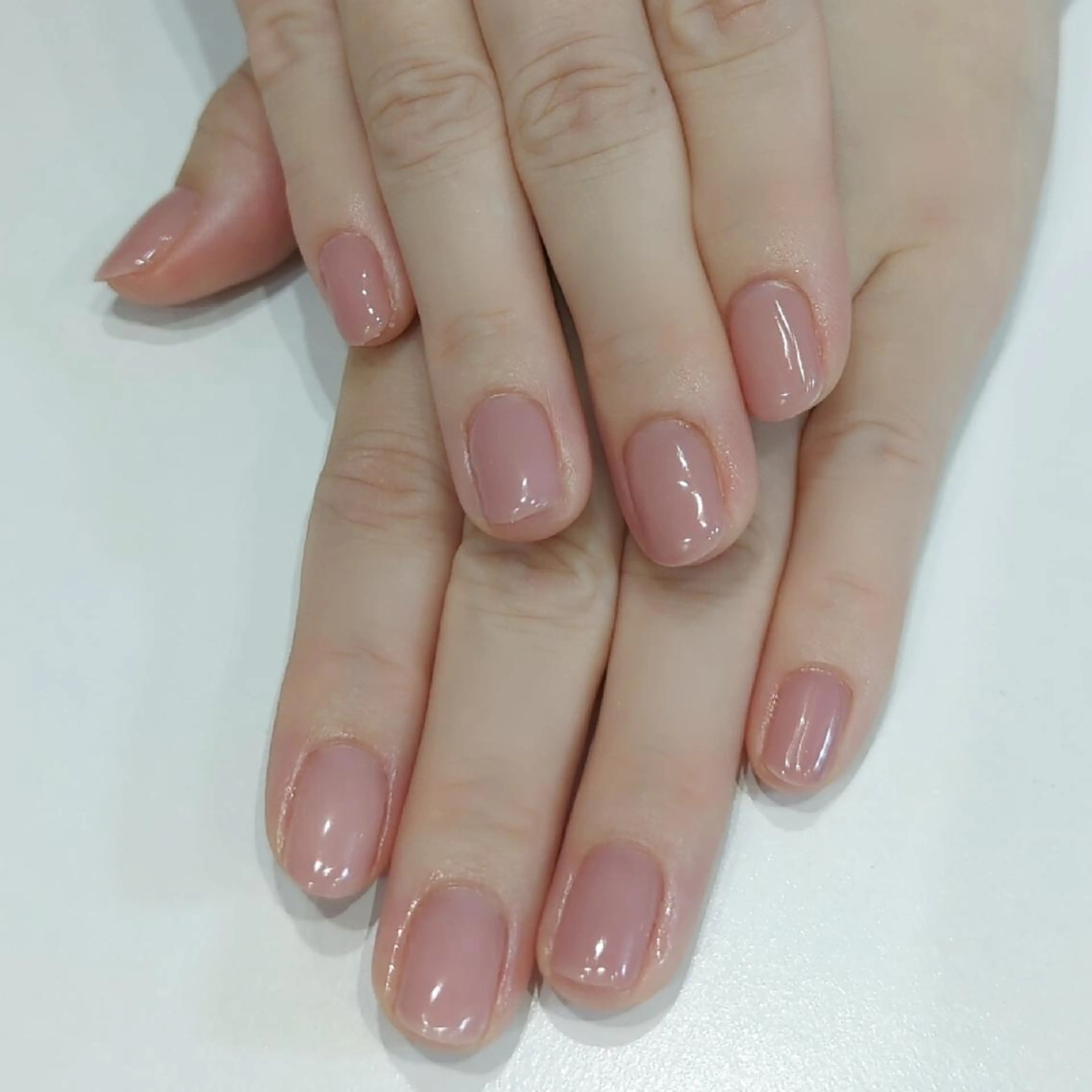 ネイル ワンカラーネイル ピンク moca eye&nail所属・moca eye&nailのマツエク・マツパデザイン