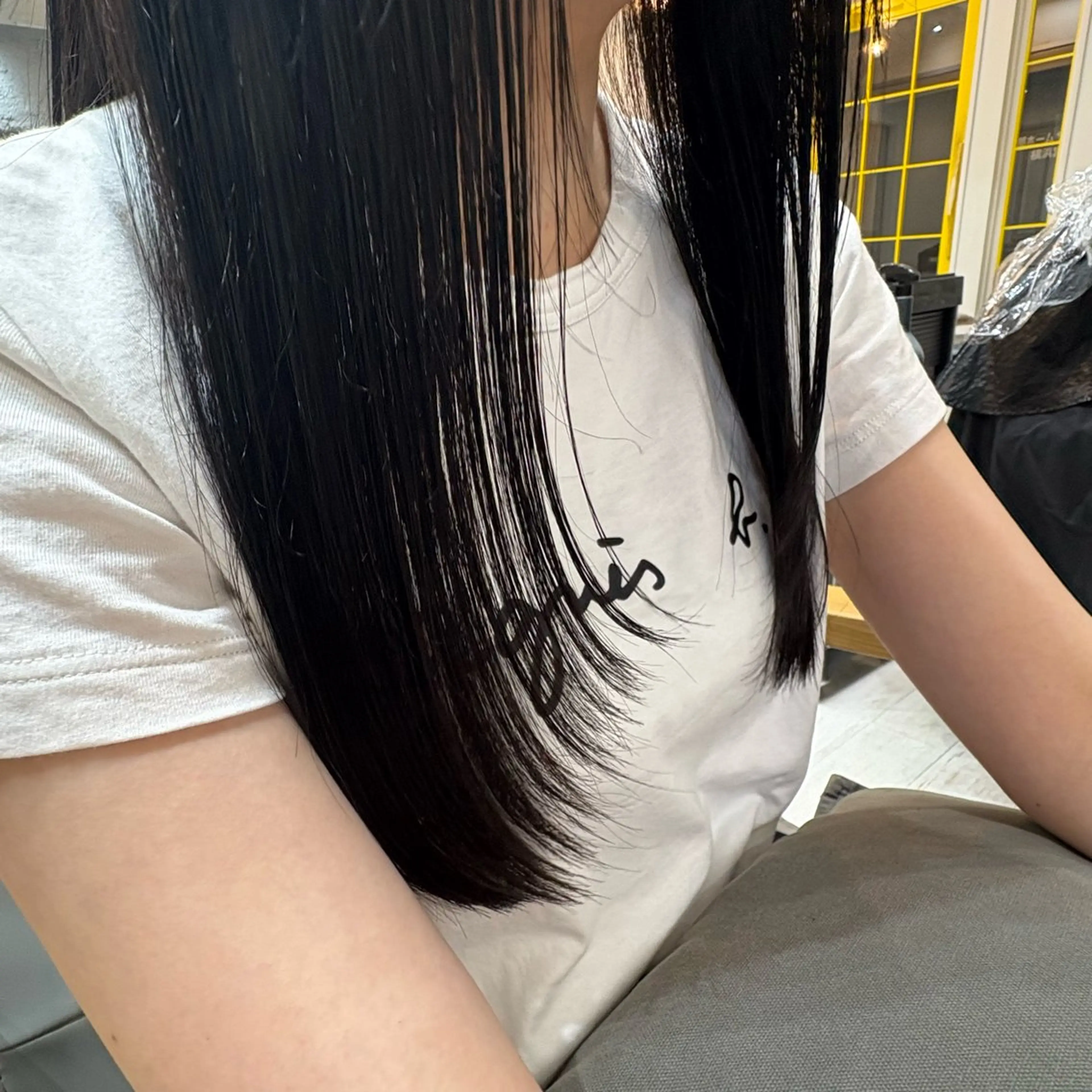 ロング レイヤーカット レイヤーカット・ 縮毛矯正 星野のヘアスタイル