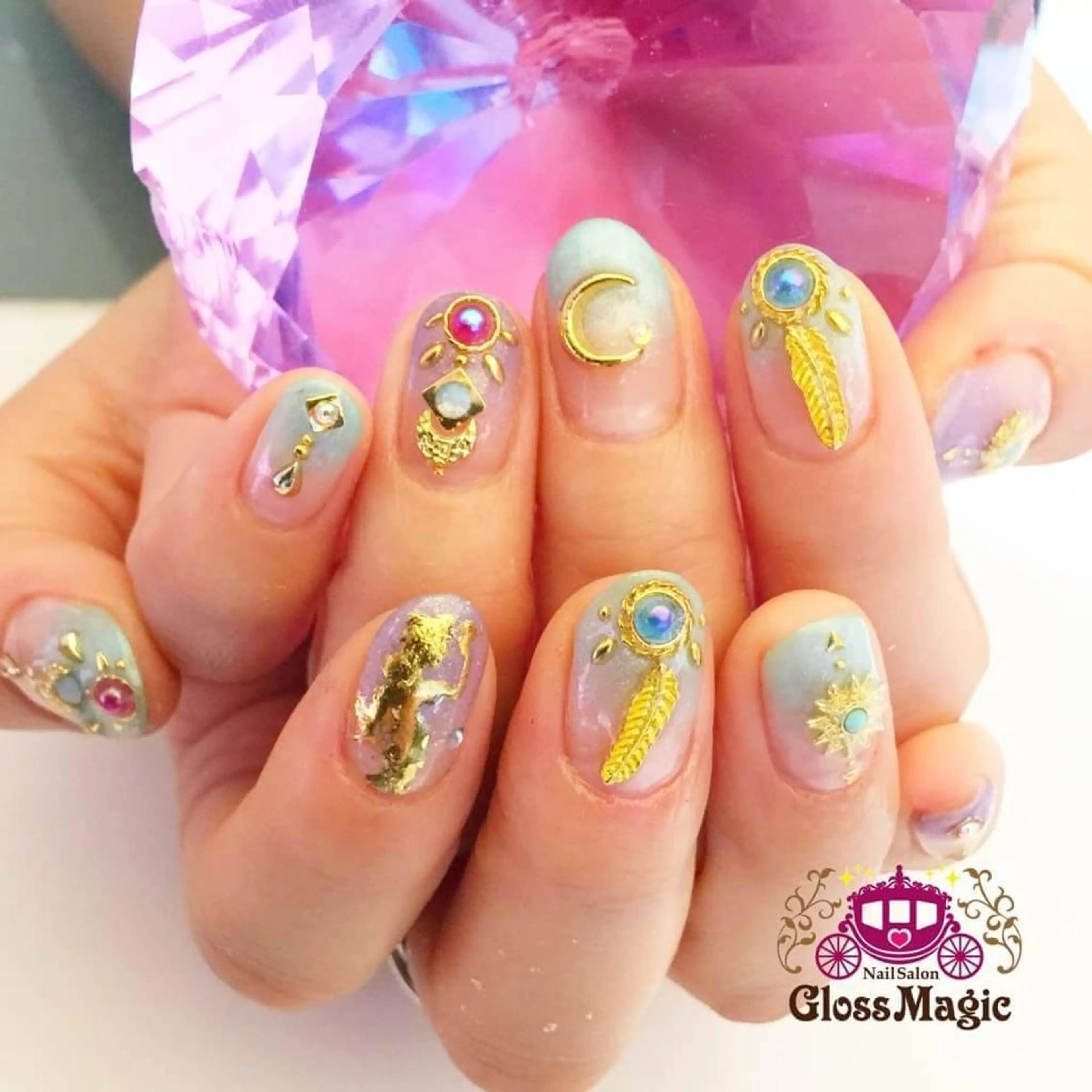 ネイル グラデーション 夏ネイル ハンドネイル あ きのネイルデザイン