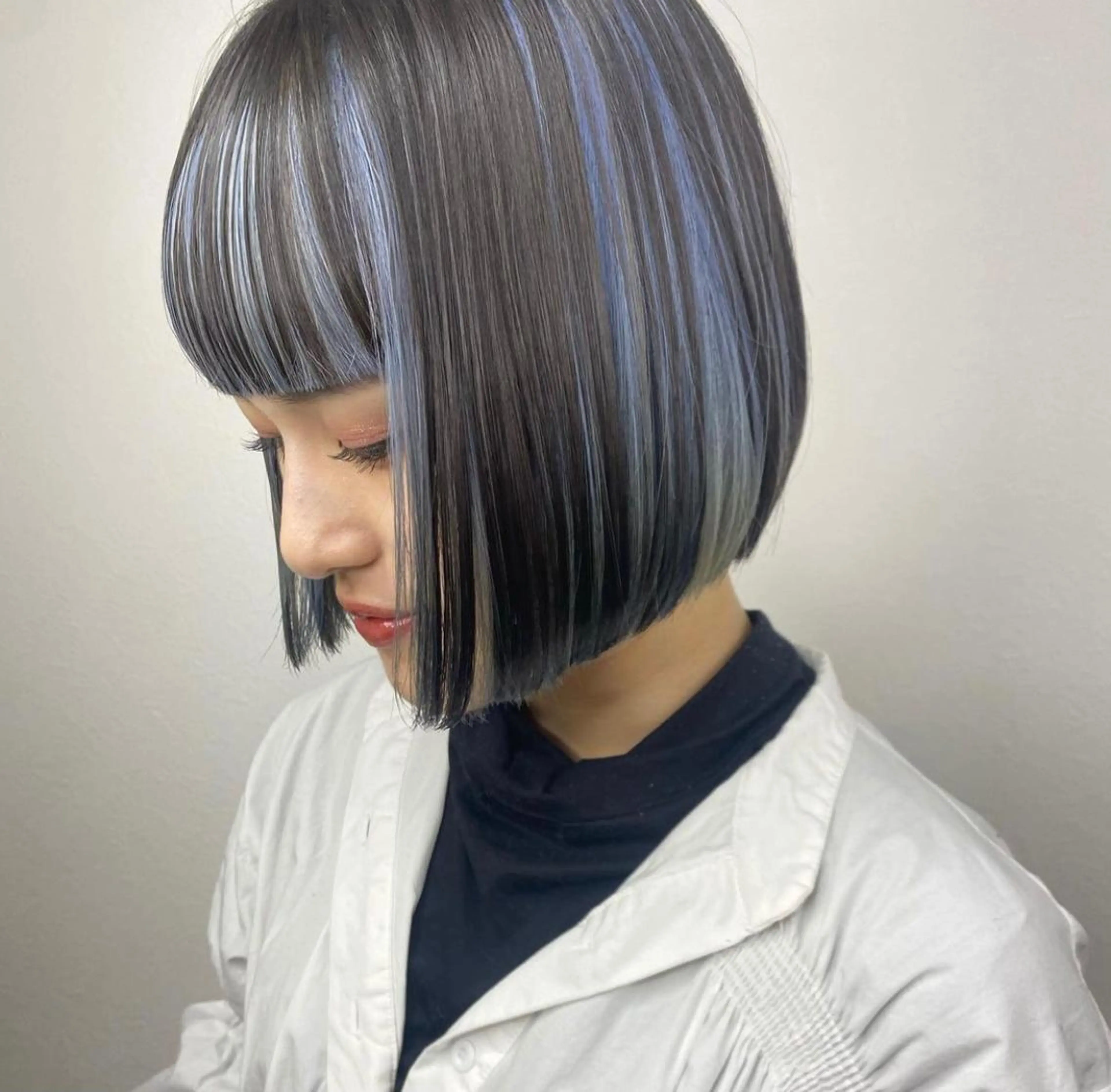 ショート カラー ブリーチ ブルーカラー ケアブリーチ ダブルカラー ハイトーンカラー カット ヘアカラー Beleza 渋谷所属・Kazusa/渋谷/ エクステ/ハイトーンのヘアスタイル