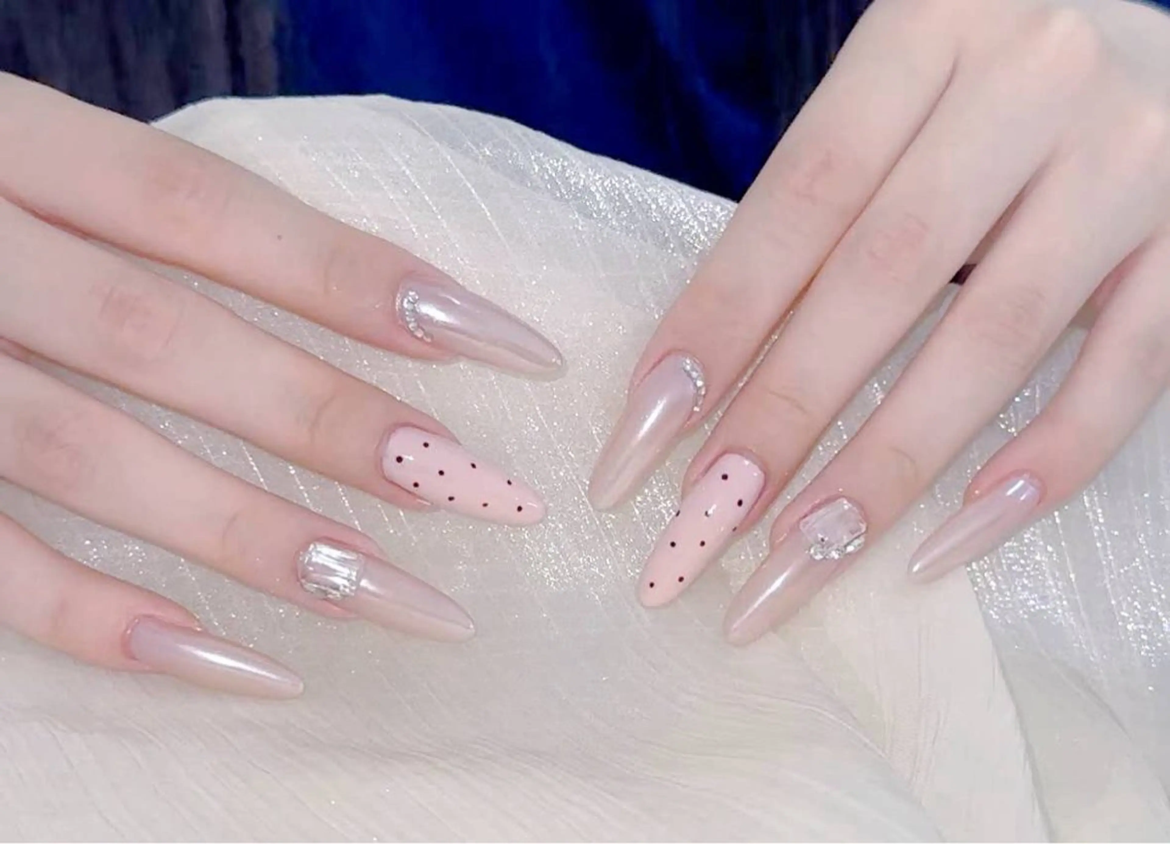 ネイル 小島 千尋のネイルデザイン