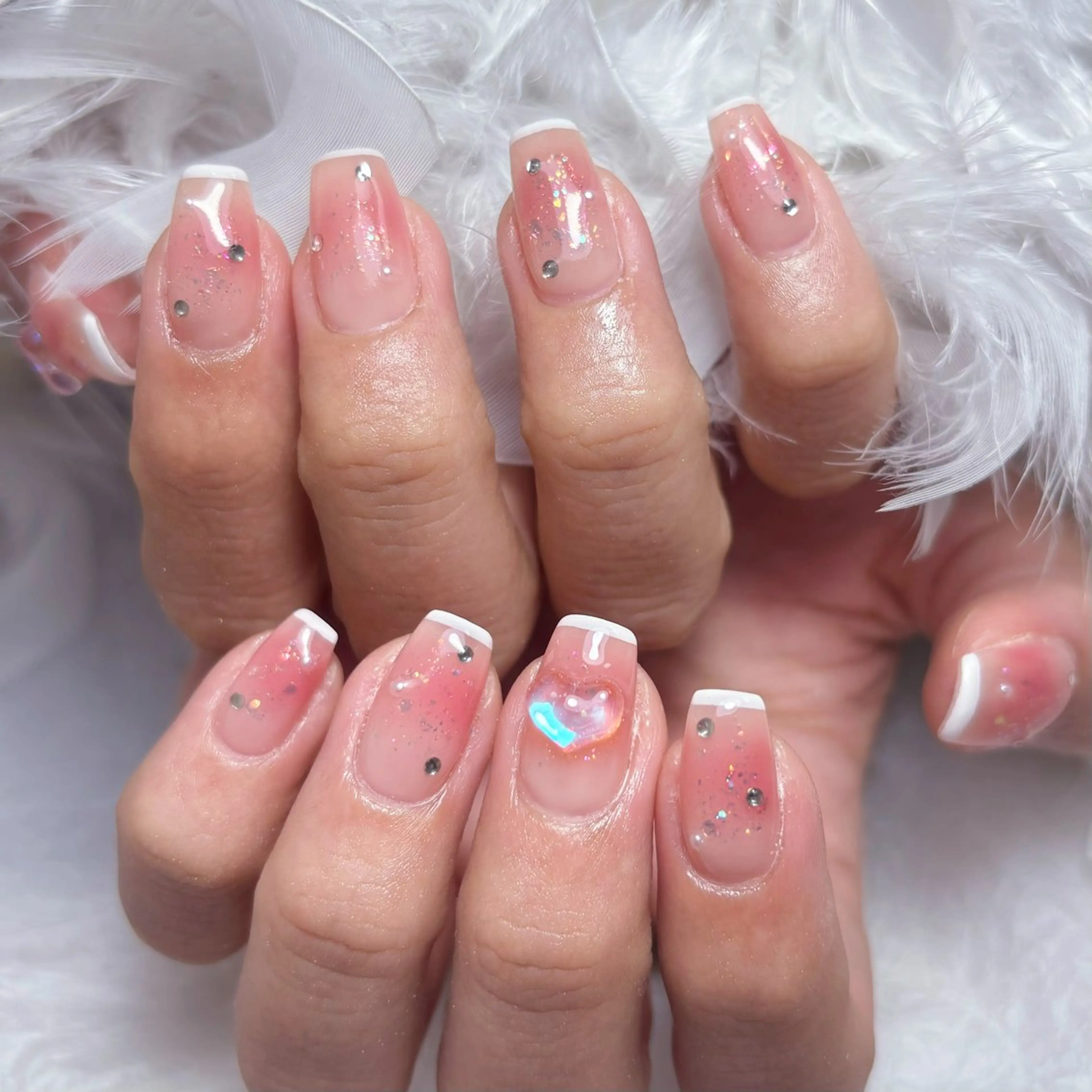 ショート DIAMOND Nail☁️のネイルデザイン