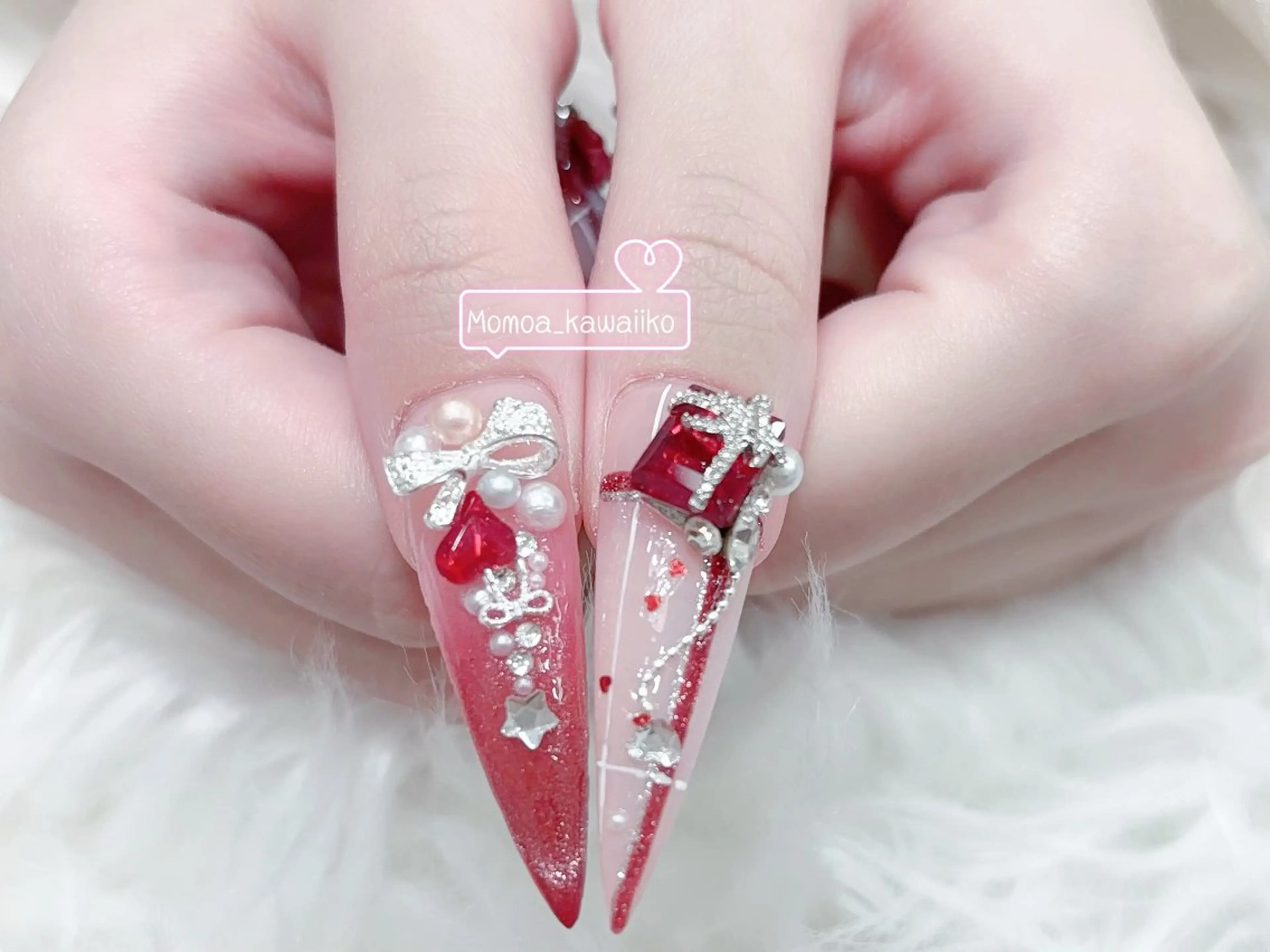 ネイル 成人式 ロングネイル マグネットネイル 大理石ネイル(マーブル) リボン ハンドネイル MoMoA Nail ネイル長さ出し専門店のネイルデザイン