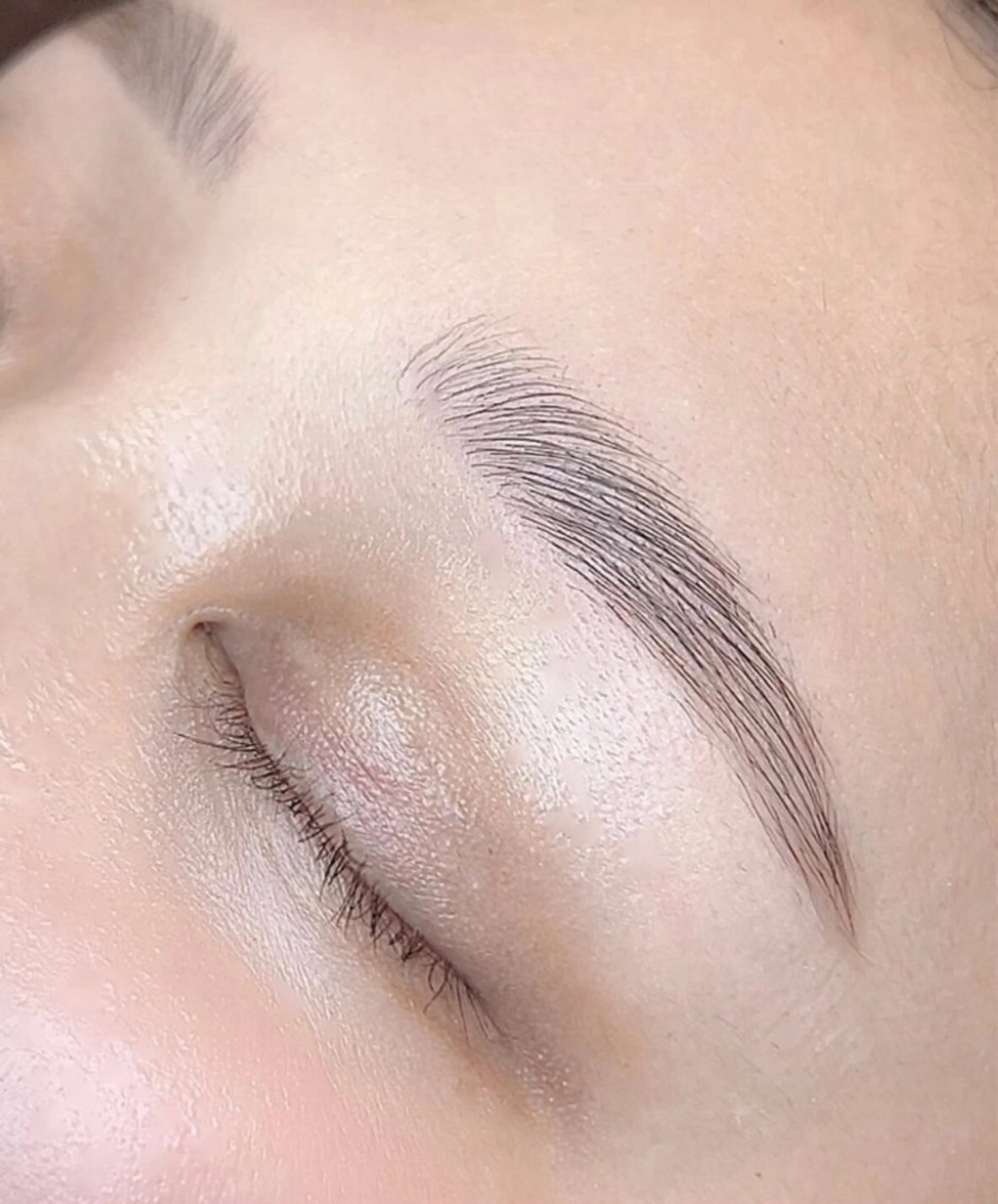 アイブロウ アイブロウ M_の眉毛・アイブロウイメージ