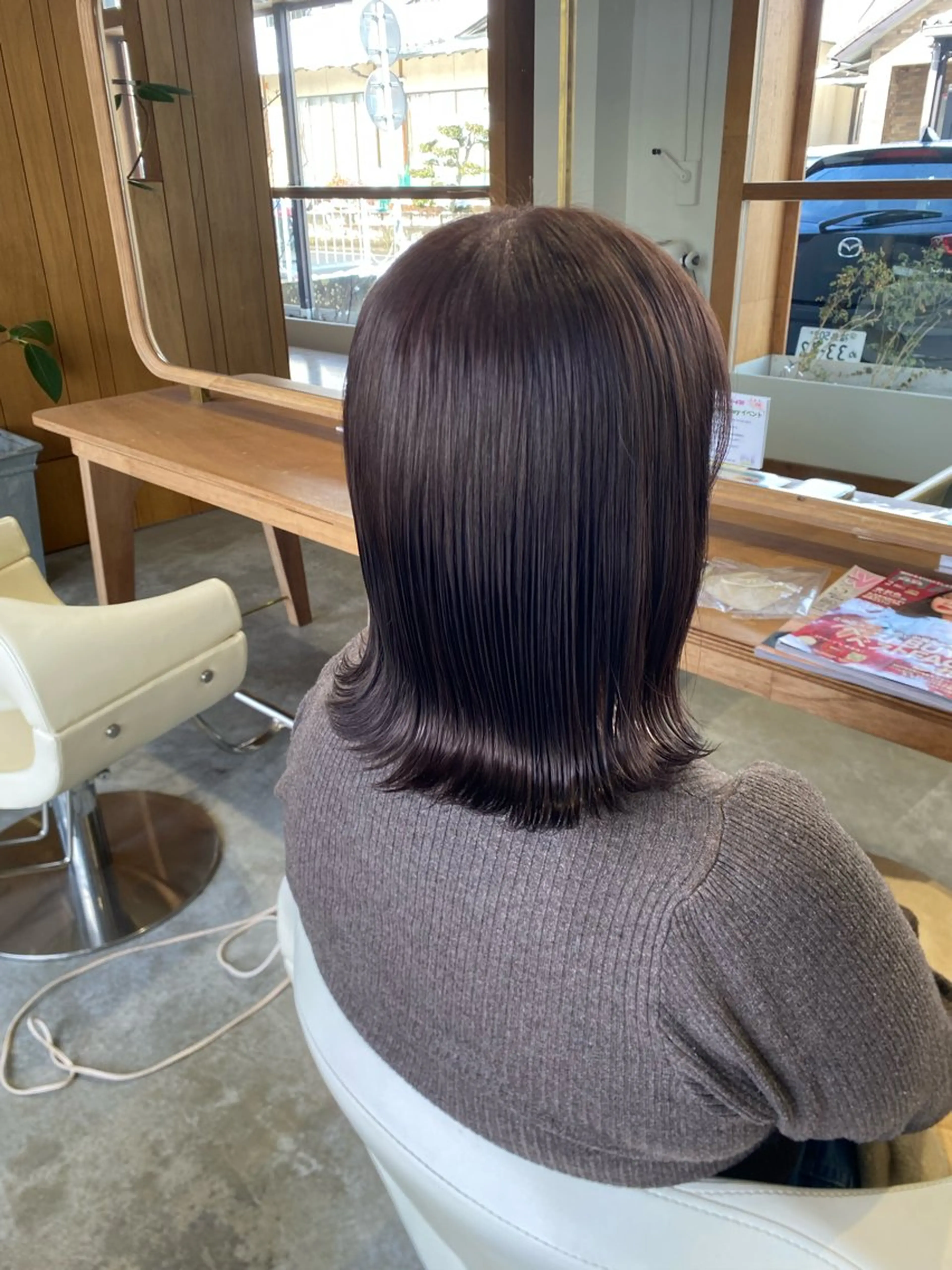 ミディアム カラー ブリーチ ケアブリーチ イヤリングカラー グレージュ インナーカラー カット ヘアカラー トリートメント fulam所属・MIKU ／fulamのヘアスタイル