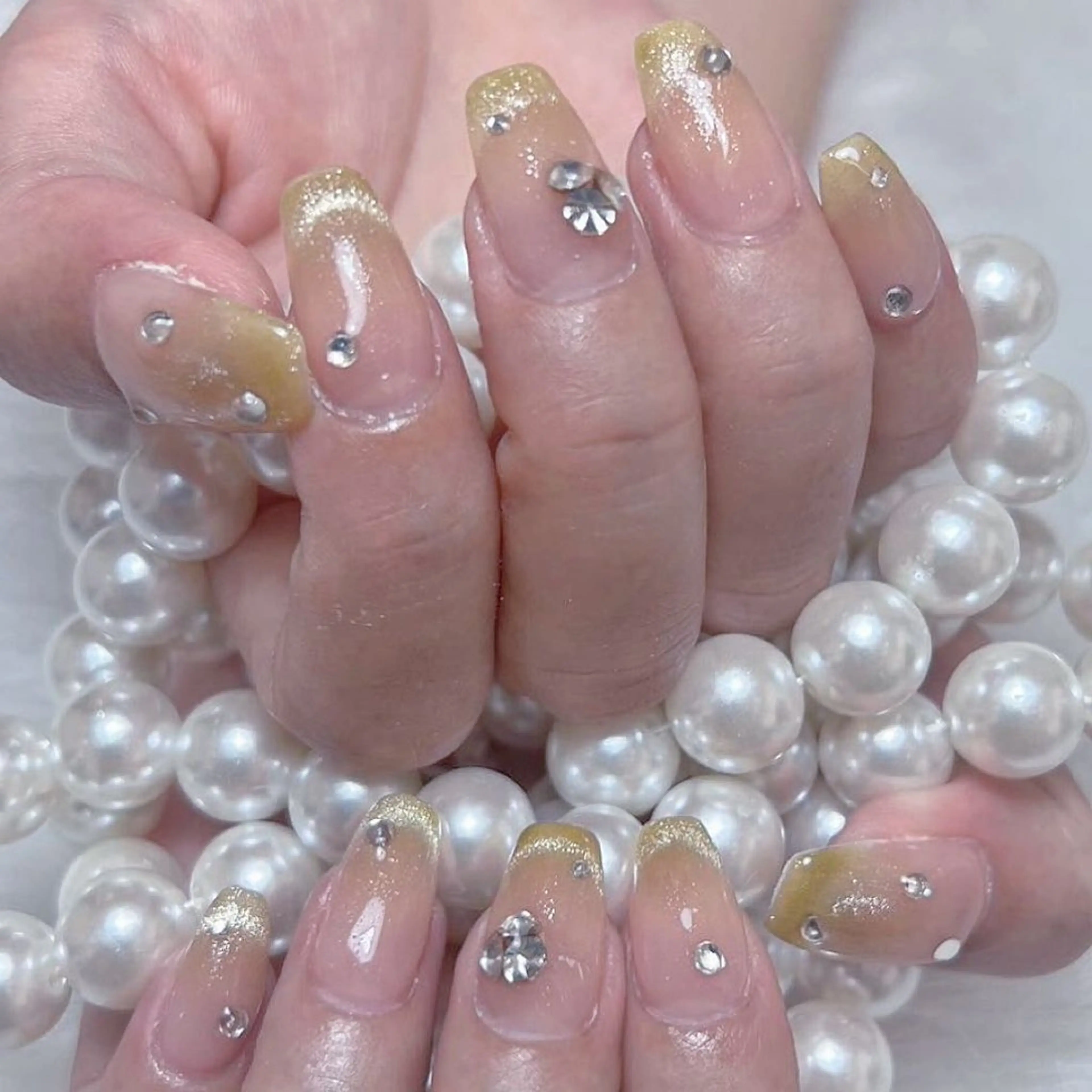 ネイル フレンチネイル マグネットネイル マグネットフレンチ ハンドネイル ハンドケア DEMAIN- 🕊️のネイルデザイン