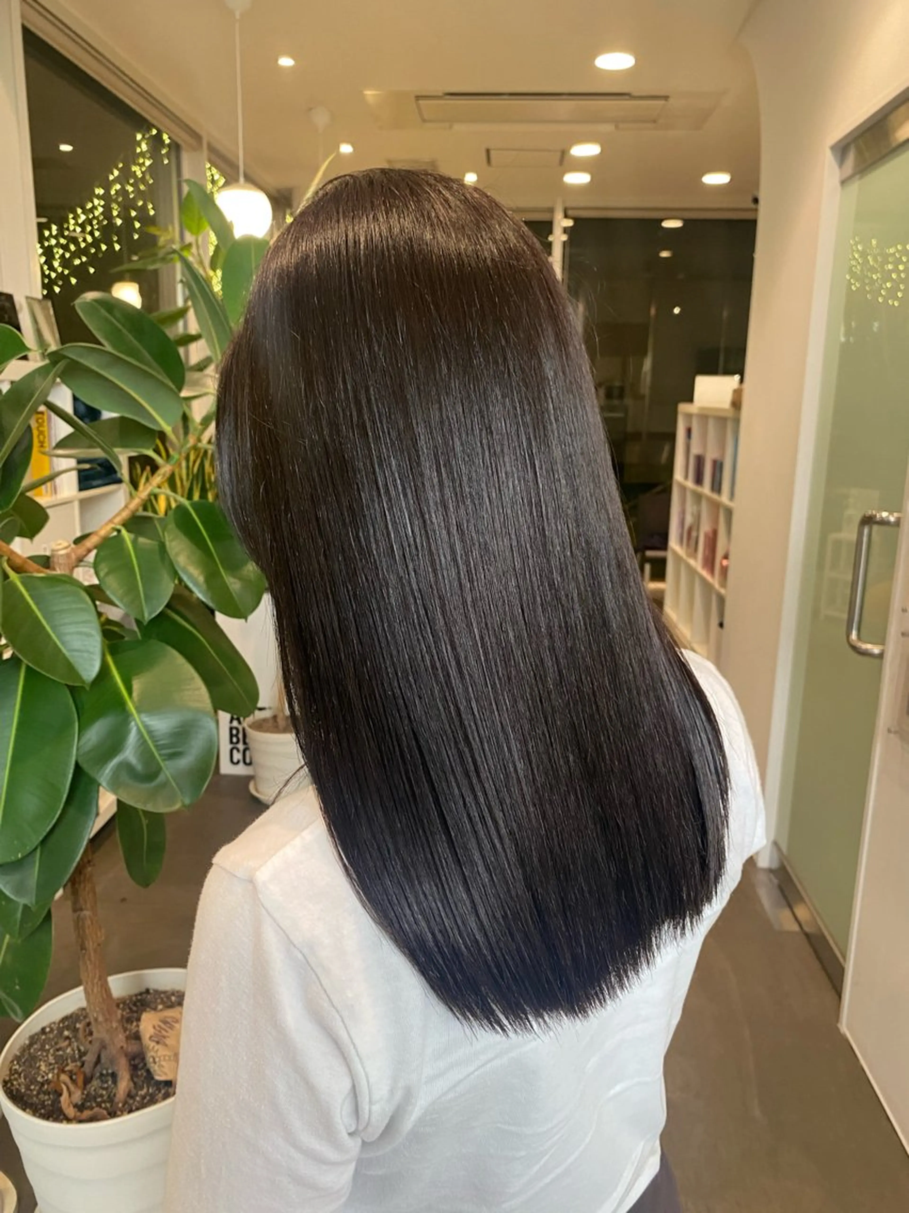 ロング カラー DIFINOaoyama所属・🎧ayaka/ボブ /透明感カラー🩵のヘアスタイル