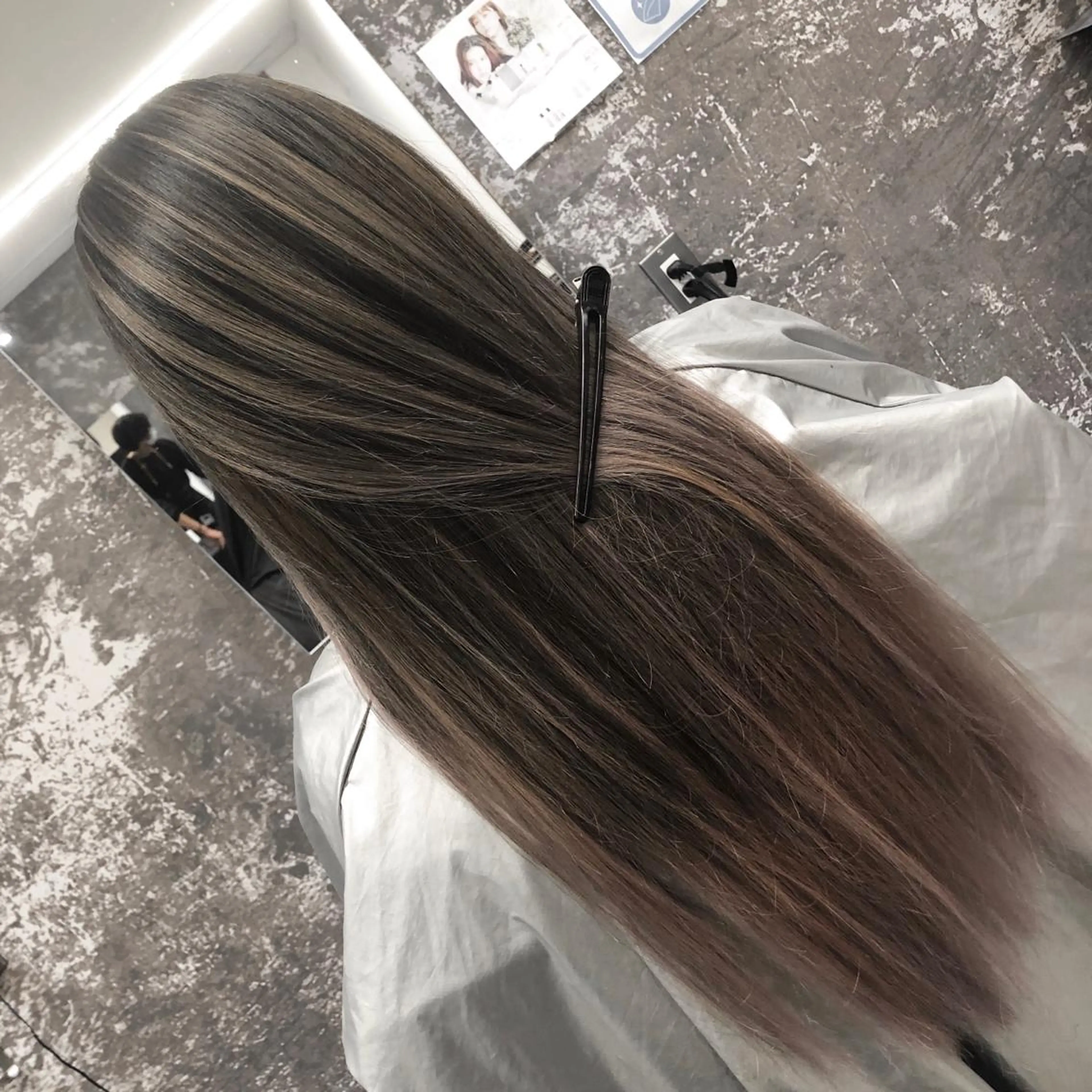 ロング カラー バレイヤージュ デザインカラー ハイライトカラー 外国人風カラー ハイライト アンドウ ユウ/ レイヤーカット/韓国のヘアスタイル