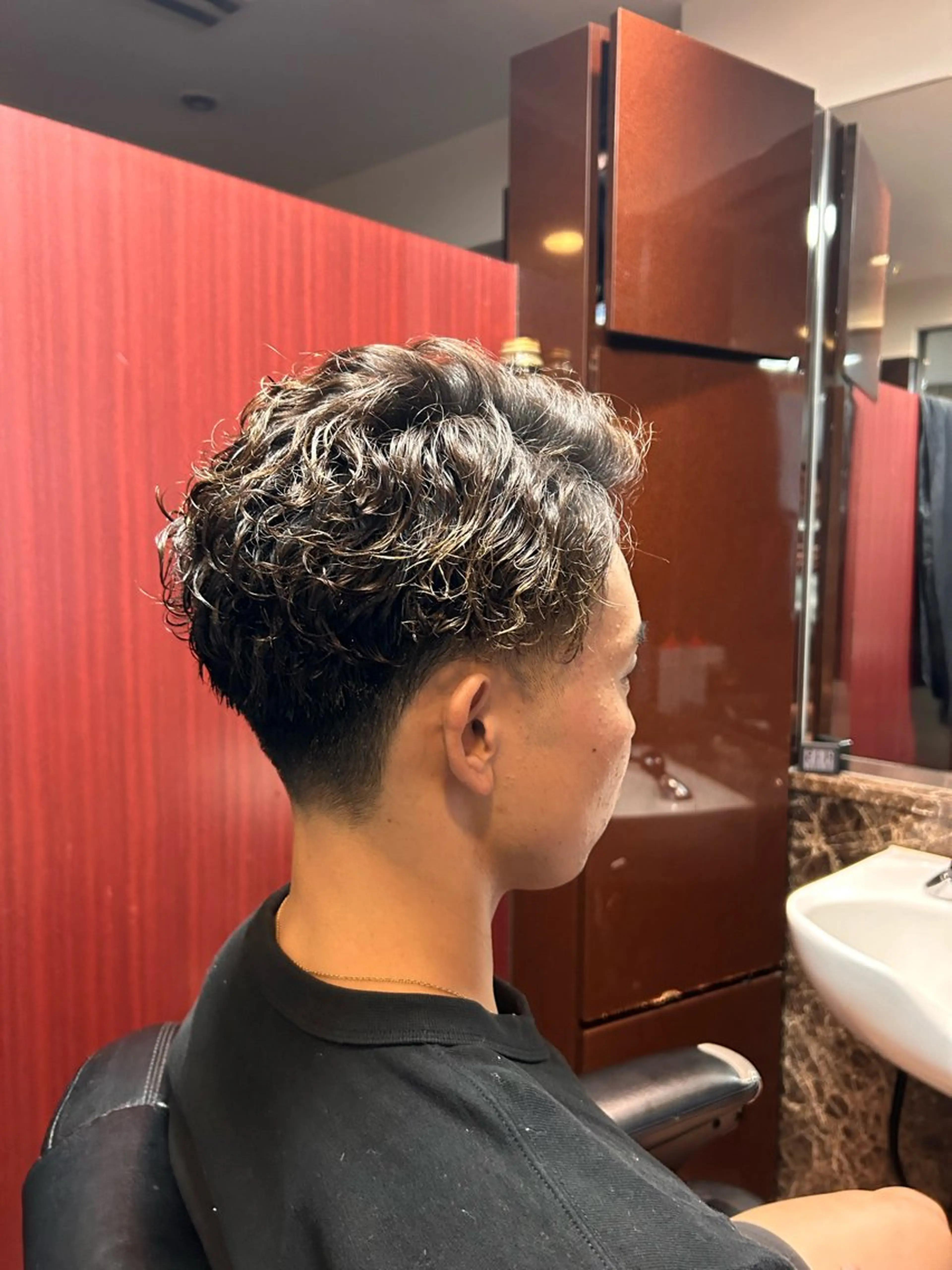 ショート パーマ ヒロ銀座ヘアーサロン恵比寿店所属・💈下川 恭平💈のヘアスタイル