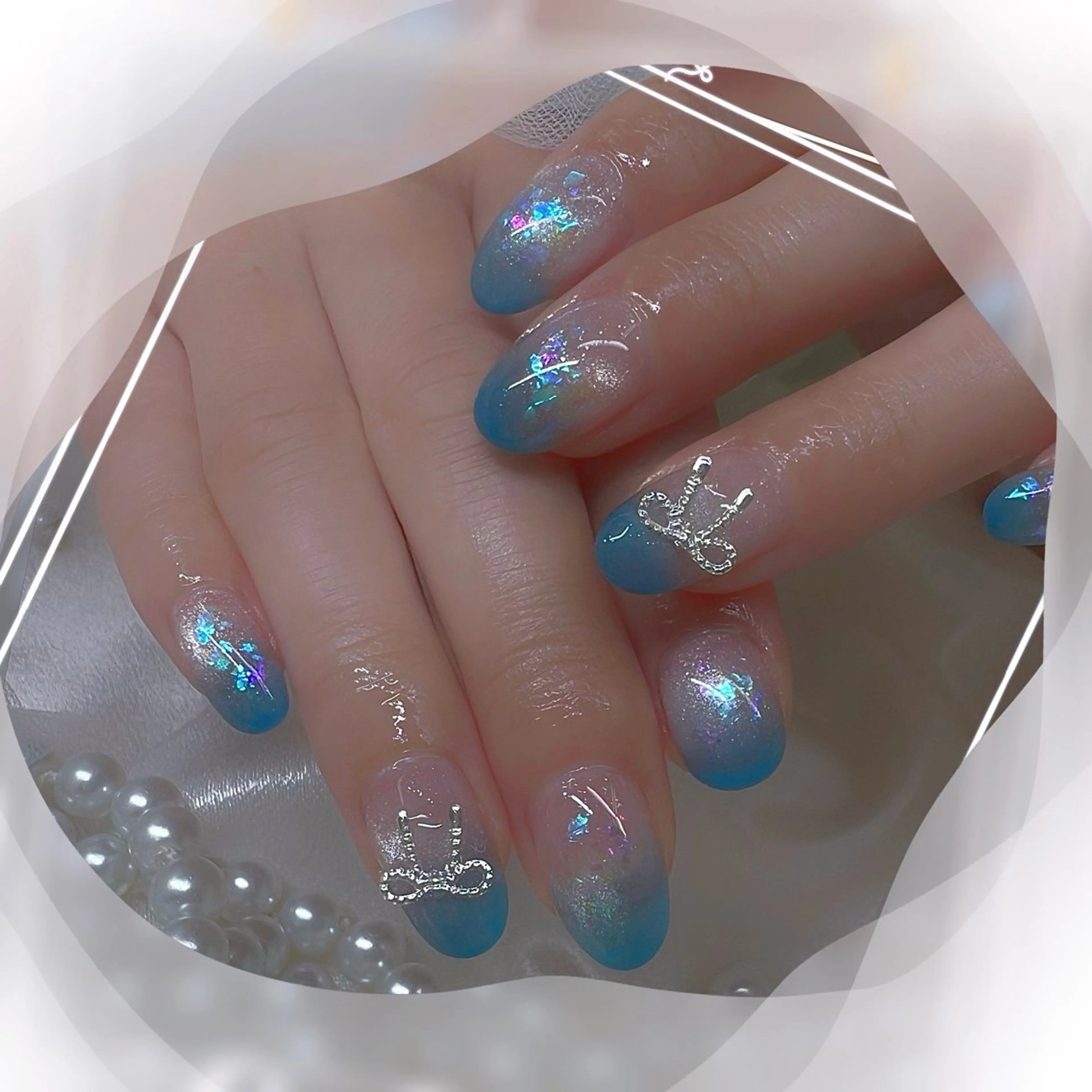ネイル チークネイル フレンチネイル ガーリー ガラスフレンチ グラデーション ハンドネイル Chill Nailsalonのネイルデザイン