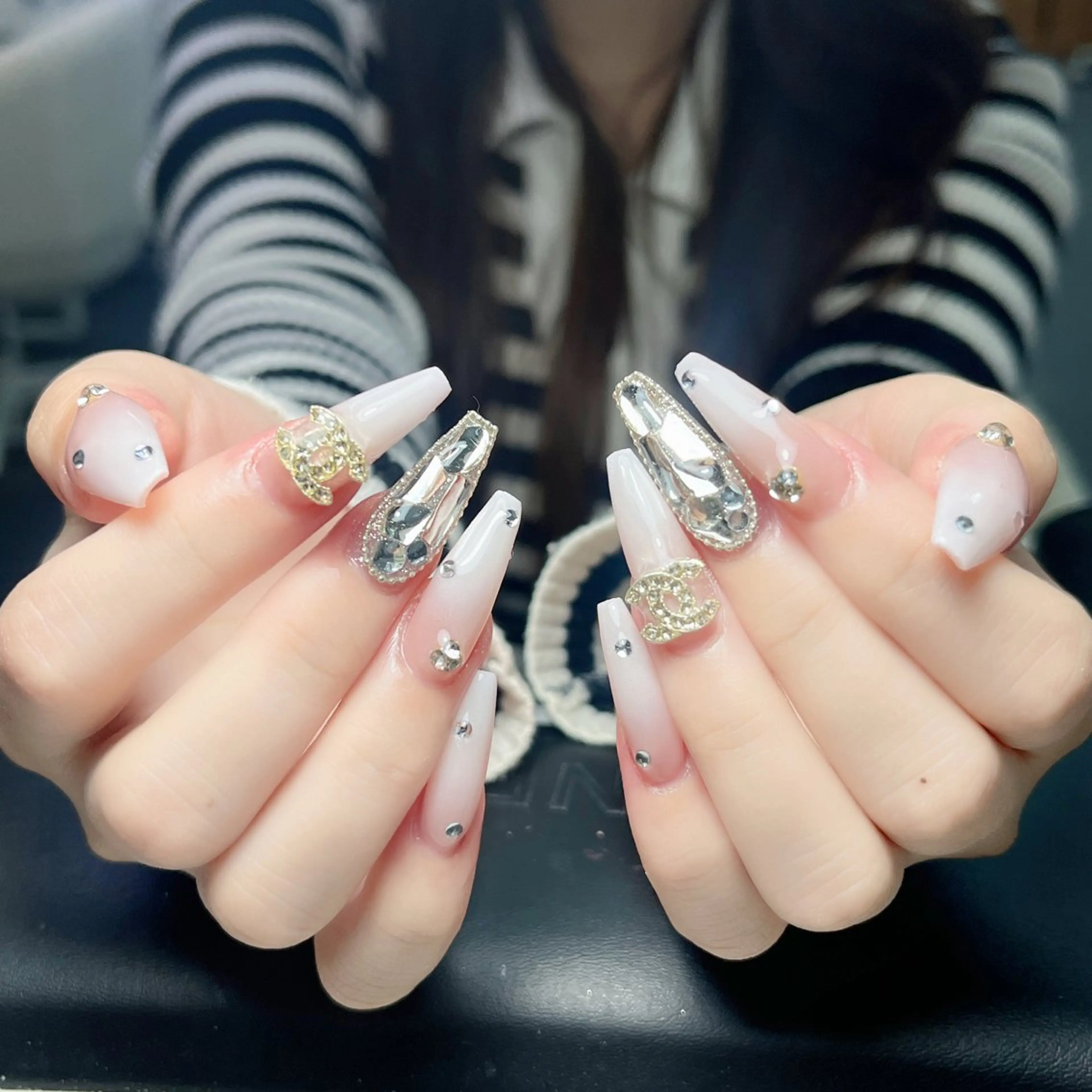 ネイル ハンドネイル ハンドケア ちごみ Novaのネイルデザイン